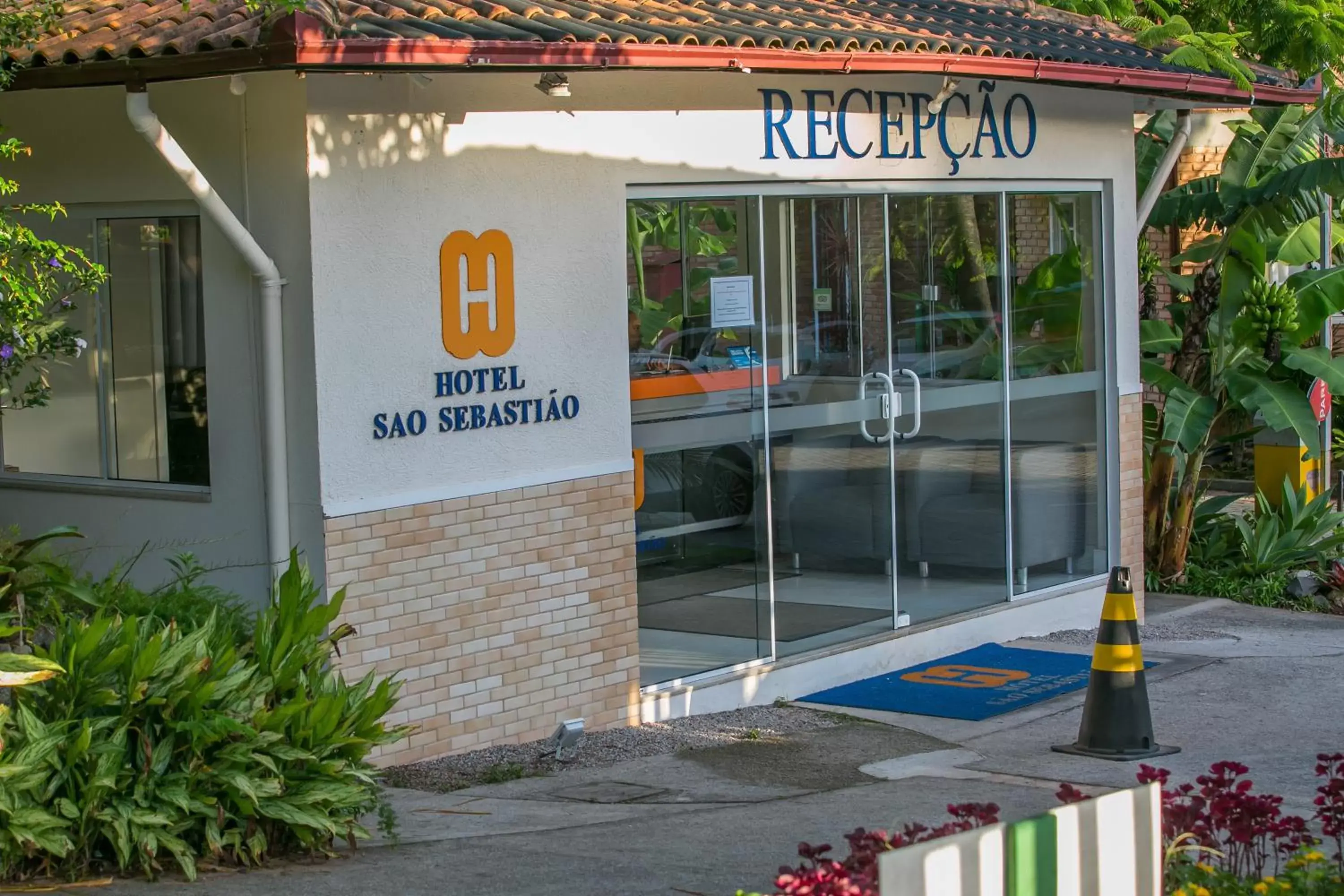 Lobby or reception, Property Logo/Sign in Hotel São Sebastião da Praia