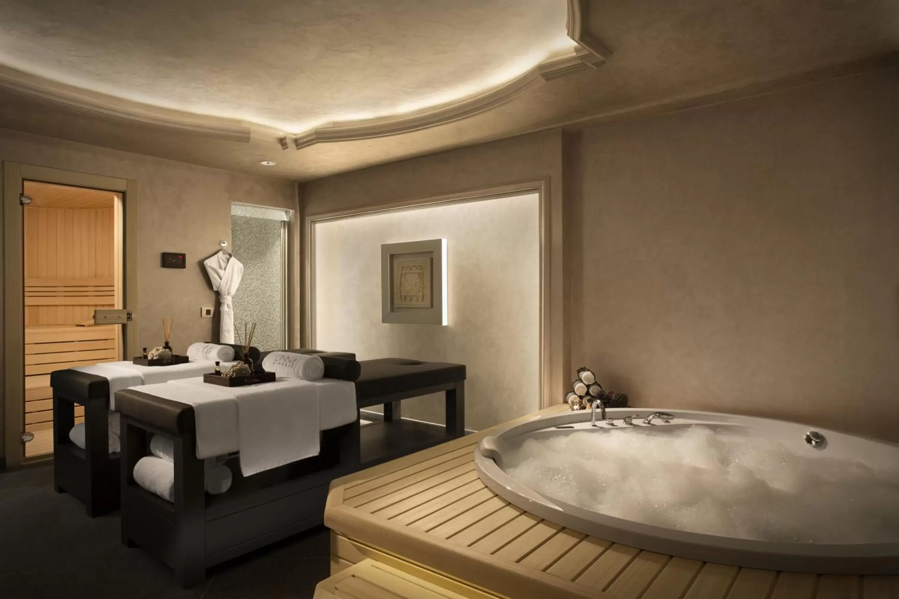 Spa and wellness centre/facilities, Bathroom in Lazzoni Hotel