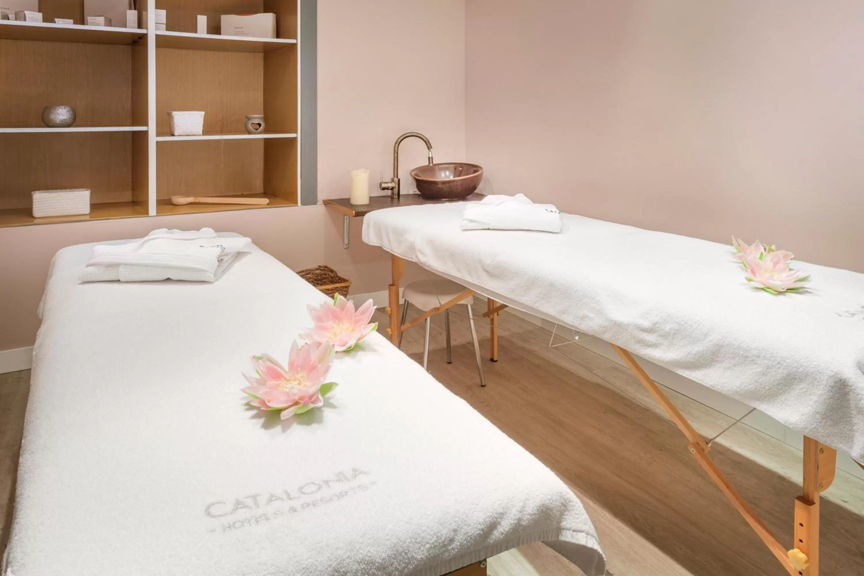 Massage in Catalonia Gran Vía Madrid