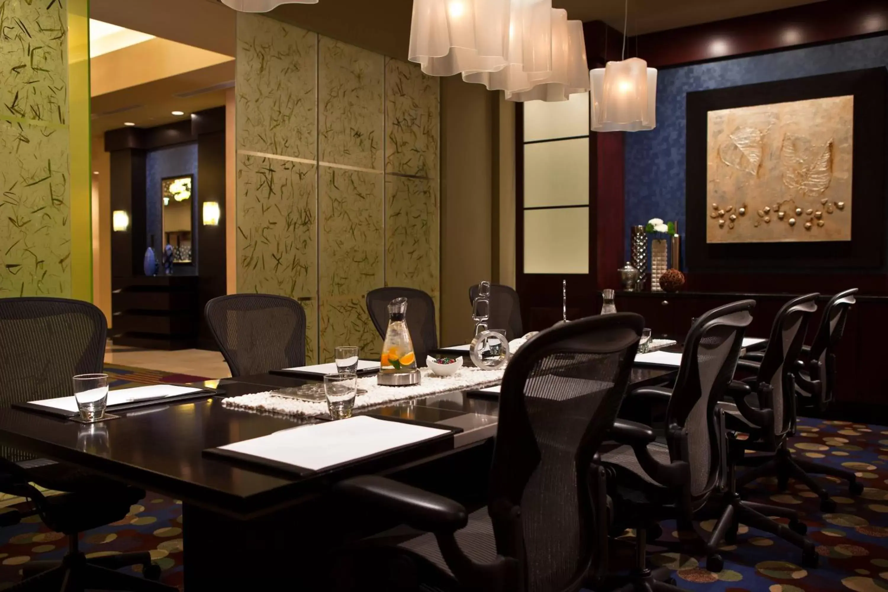 Meeting/conference room, Restaurant/Places to Eat in Renaissance Phoenix Downtown Hotel
