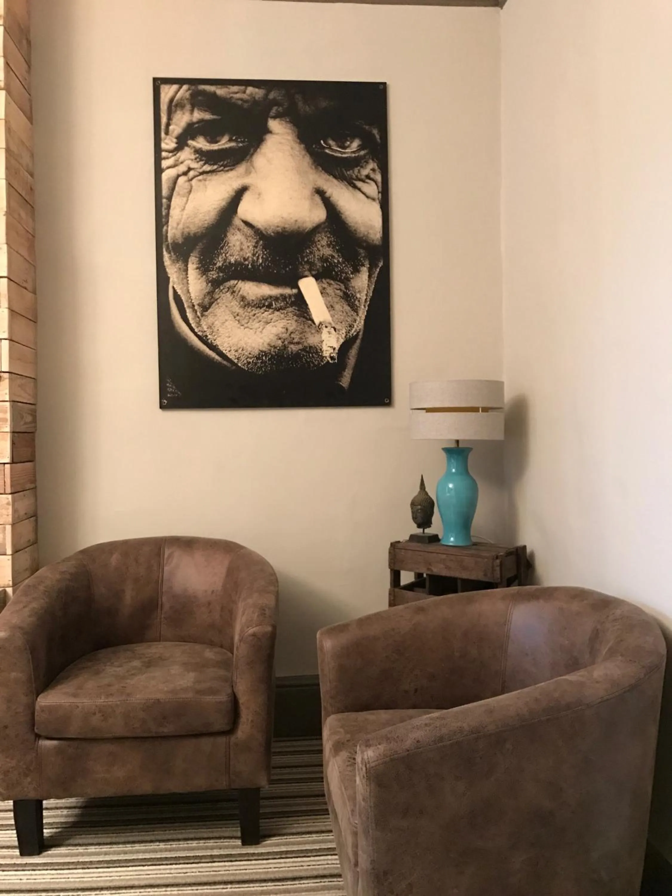 Seating area in The Southern Belle