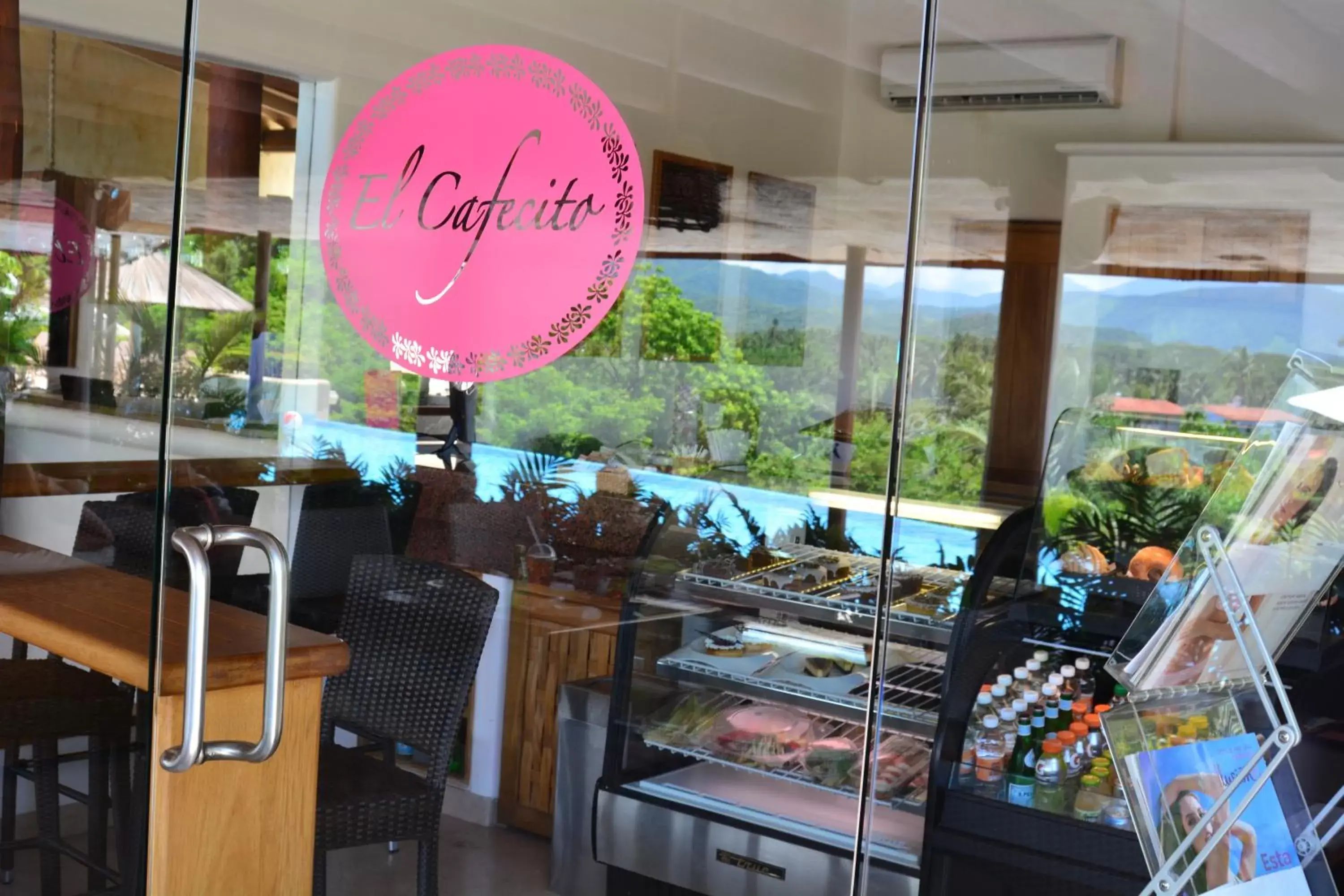 Restaurant/Places to Eat in Pacifica Resort Ixtapa