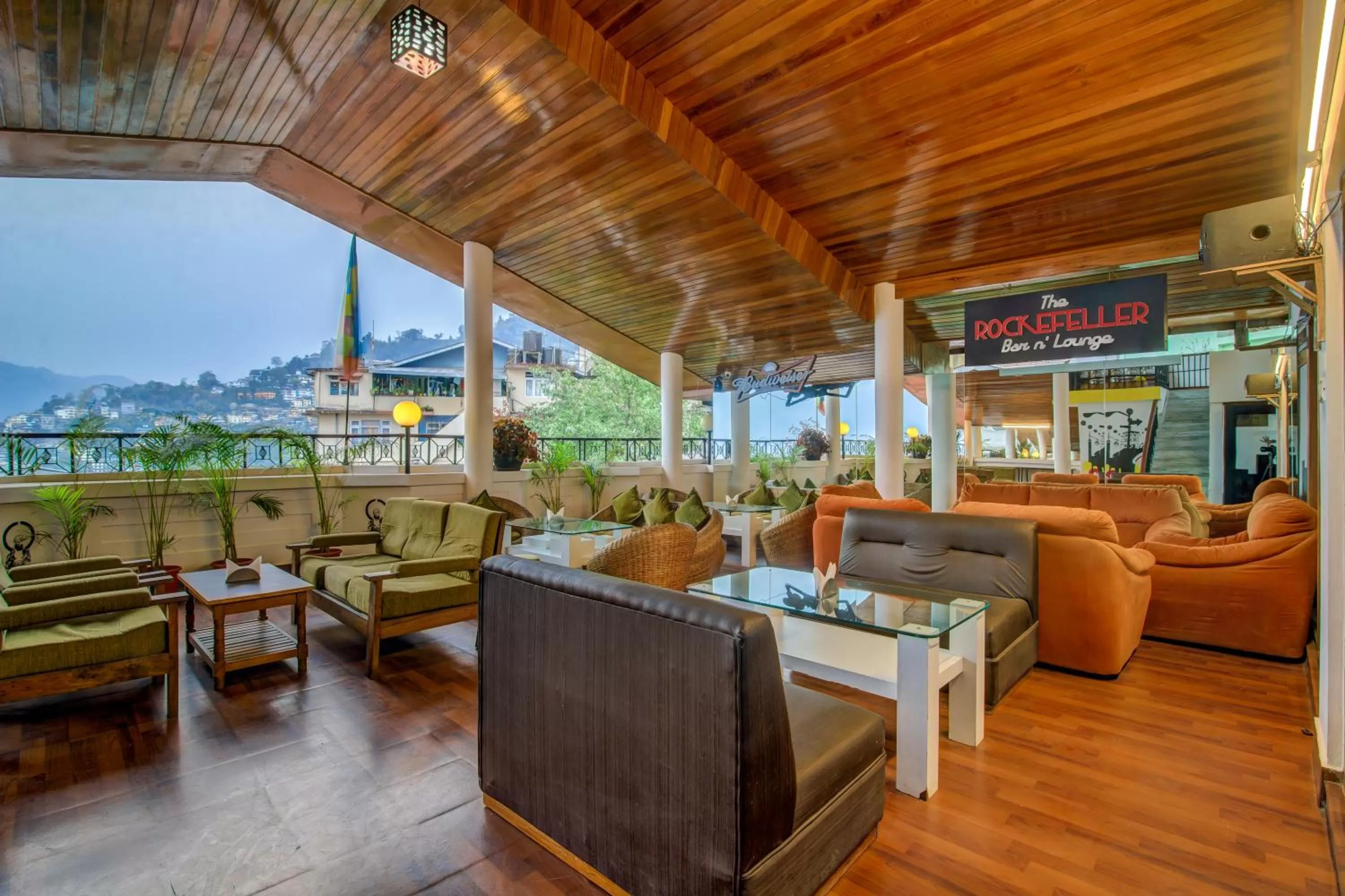 Lounge or bar in Muscatel Yavachi - 400 Mts from MG Marg