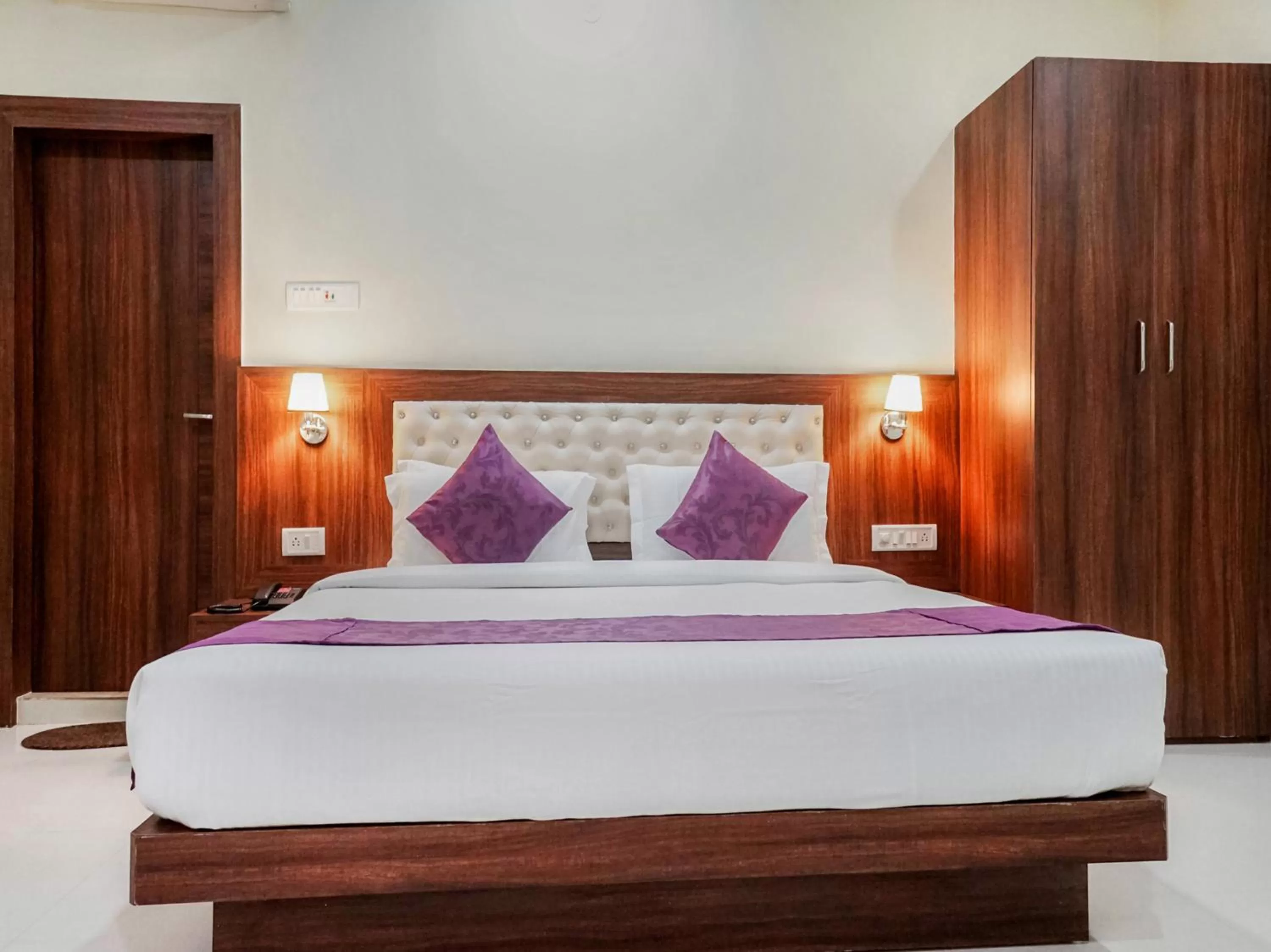 Bedroom, Bed in Pemaling Lords Eco Inn Guwahati