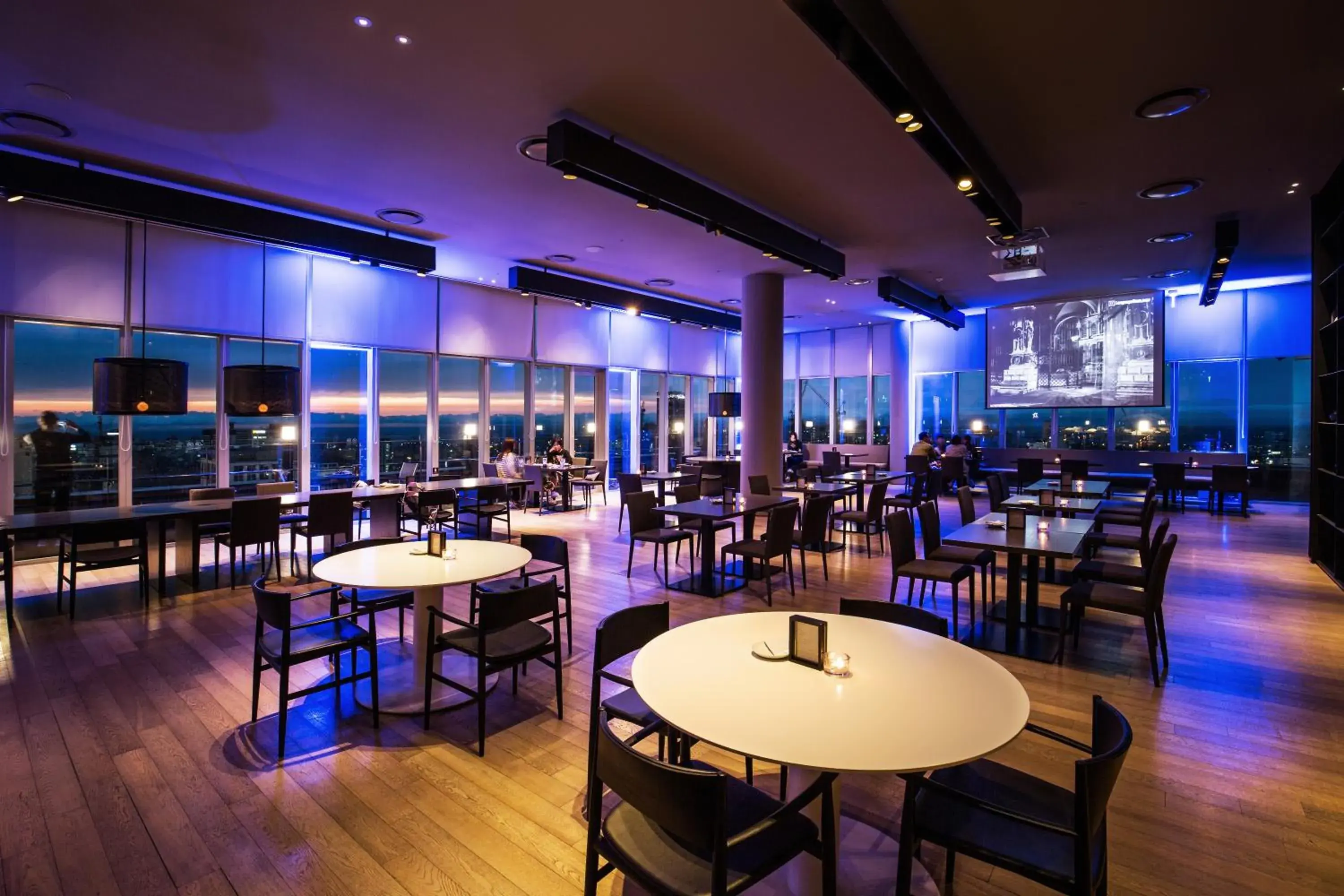 Food and drinks in Shilla Stay Jeju Airport Food and drinks in Shilla Stay Jeju Airport