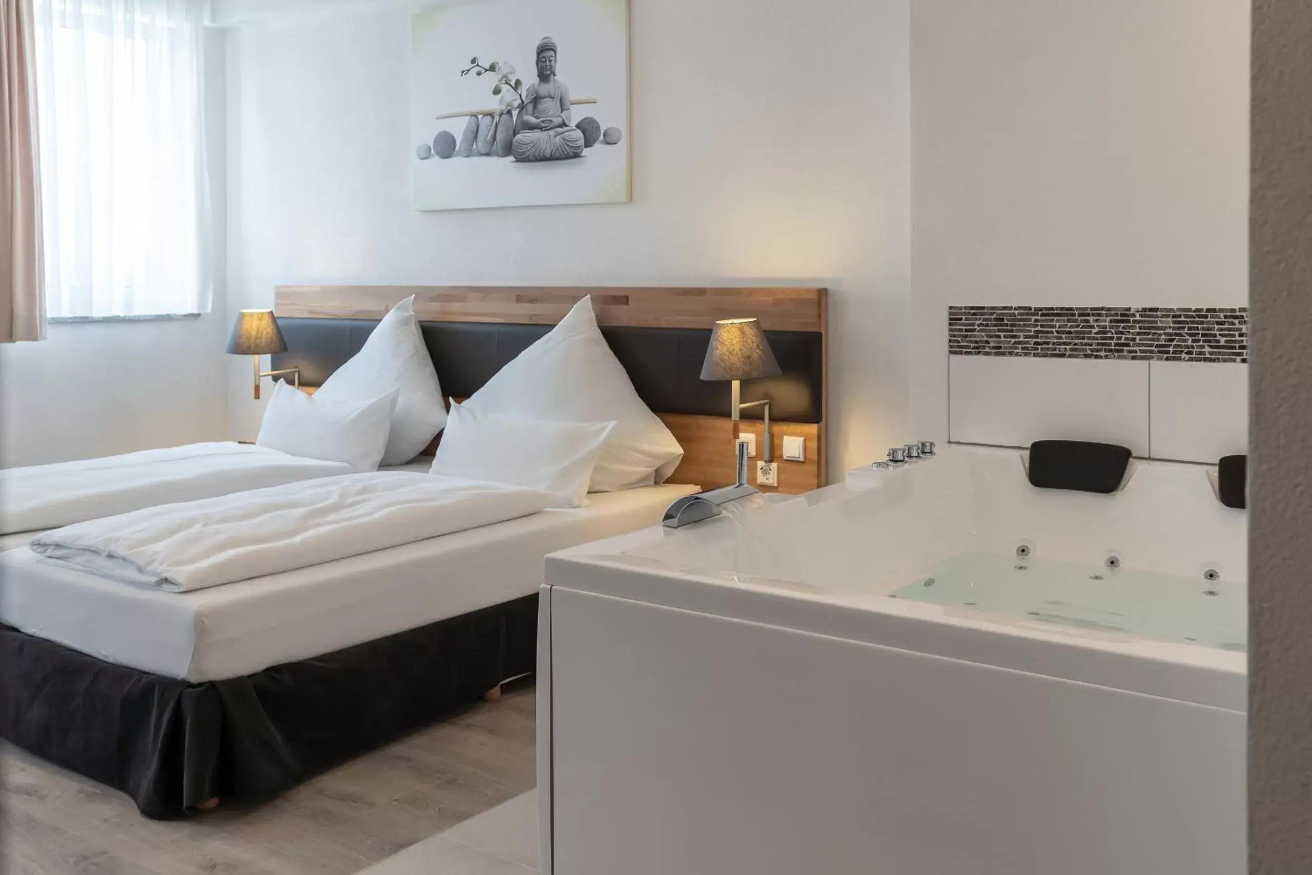 Bedroom, Bed in Hotel in Laisen Bedroom, Bed in Hotel in Laisen