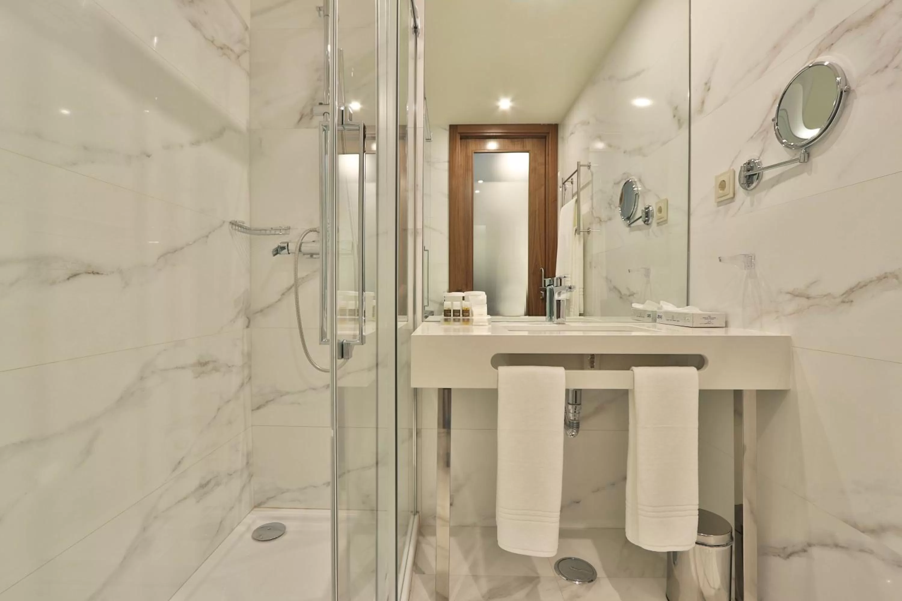 Bathroom in TURIM Ibéria Hotel