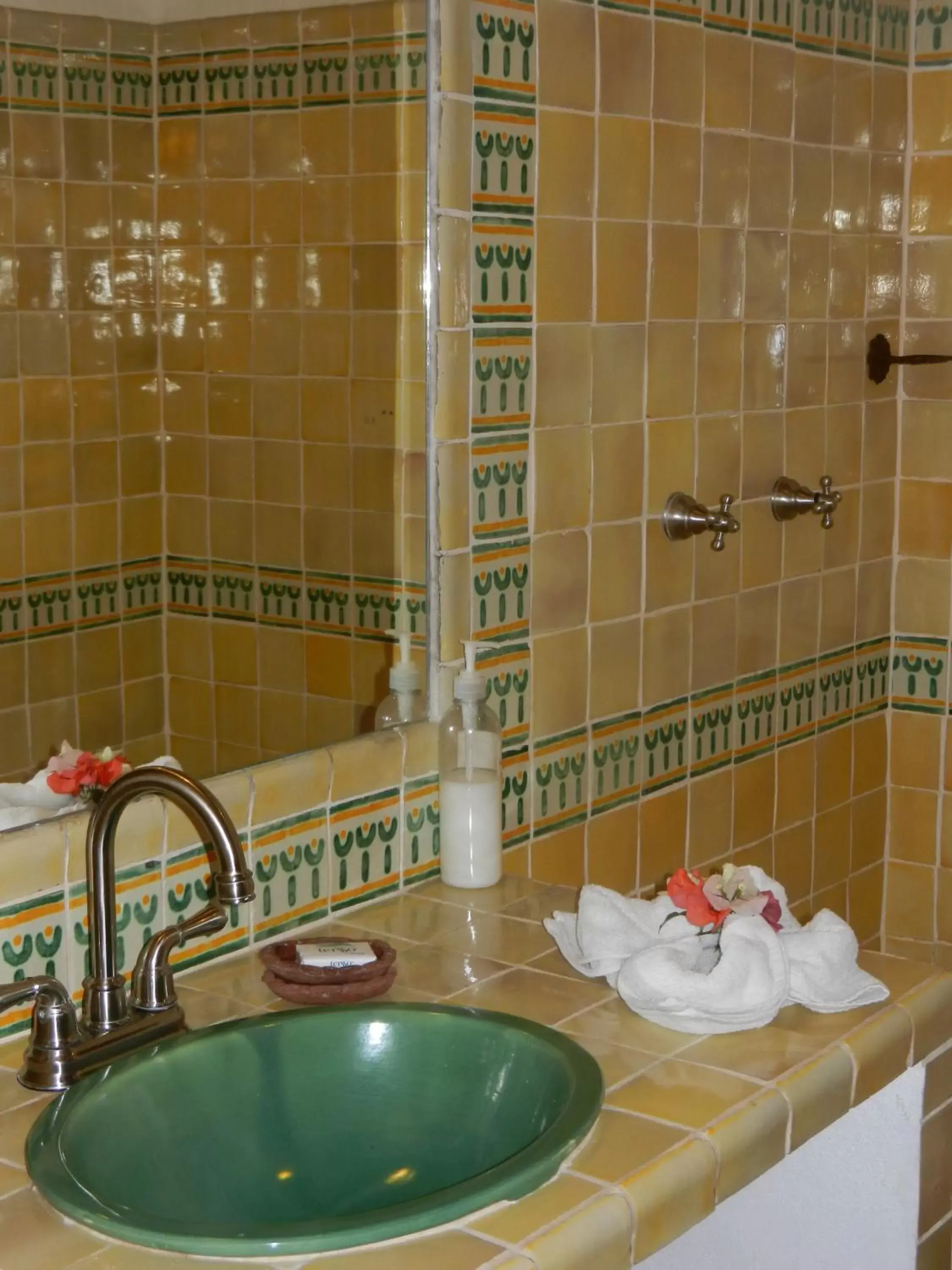 Bathroom in Posada Yolihuani