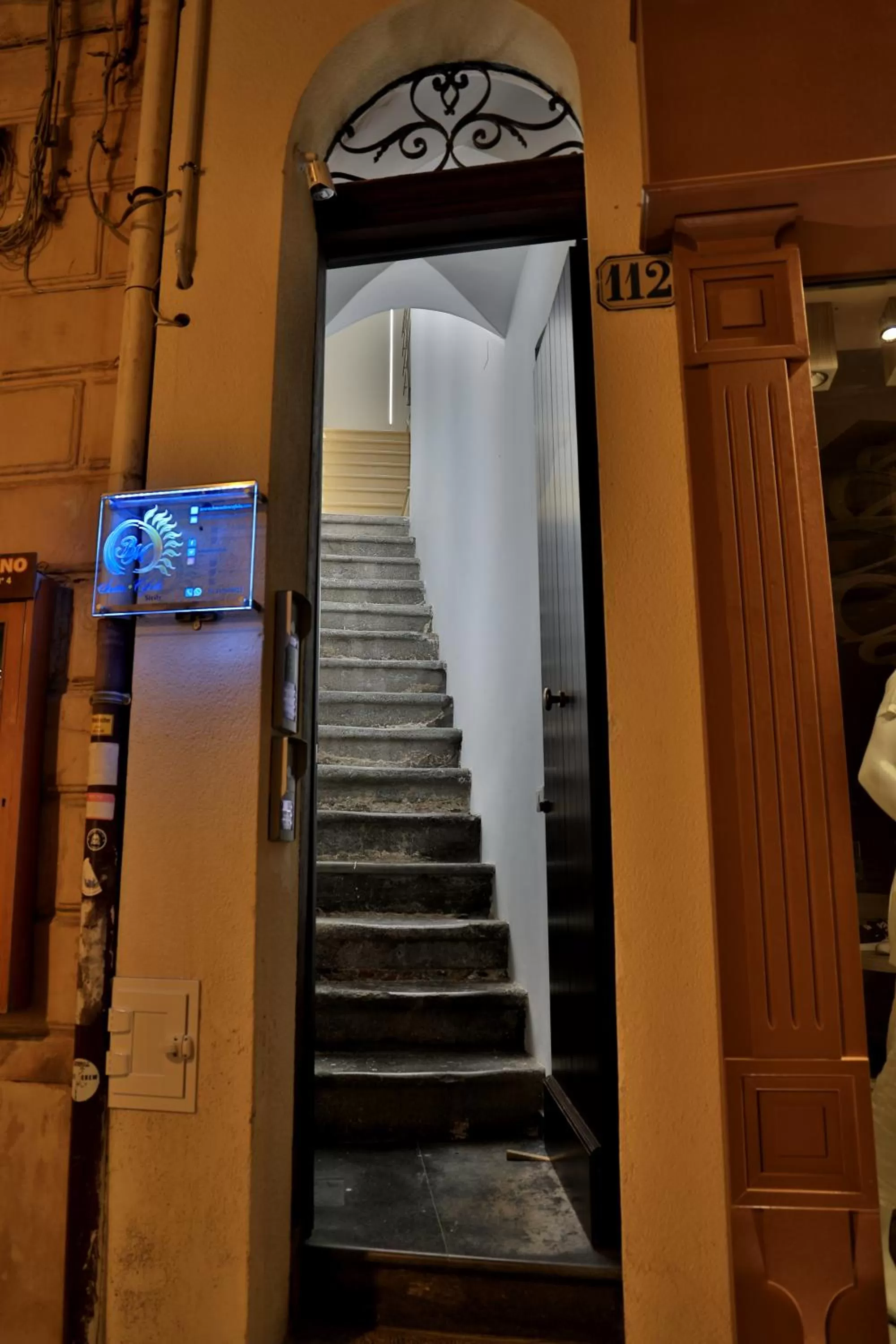 Facade/entrance in BM SUITES CEFALU