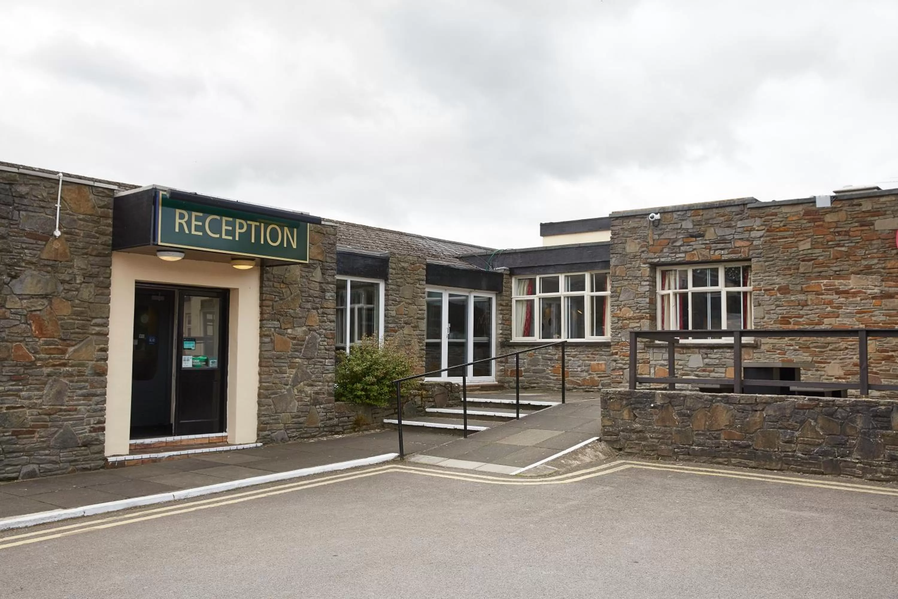 Facade/entrance in New Inn by Greene King Inns