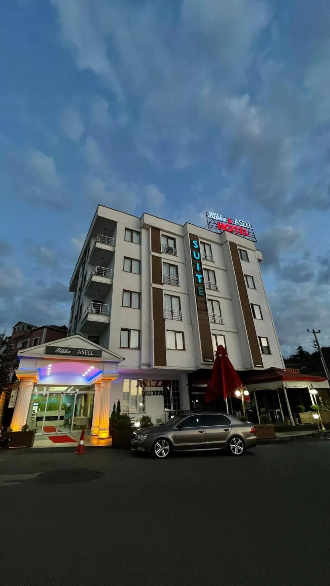Property Building in Bikka&Asell Suite Hotel