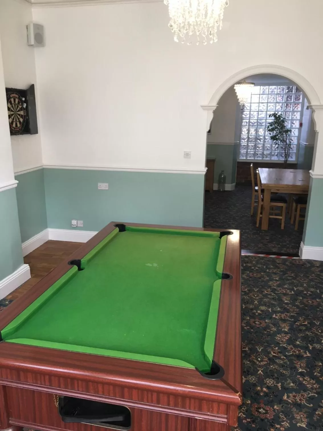 Communal lounge/ TV room, Billiards in The Beacon Hotel