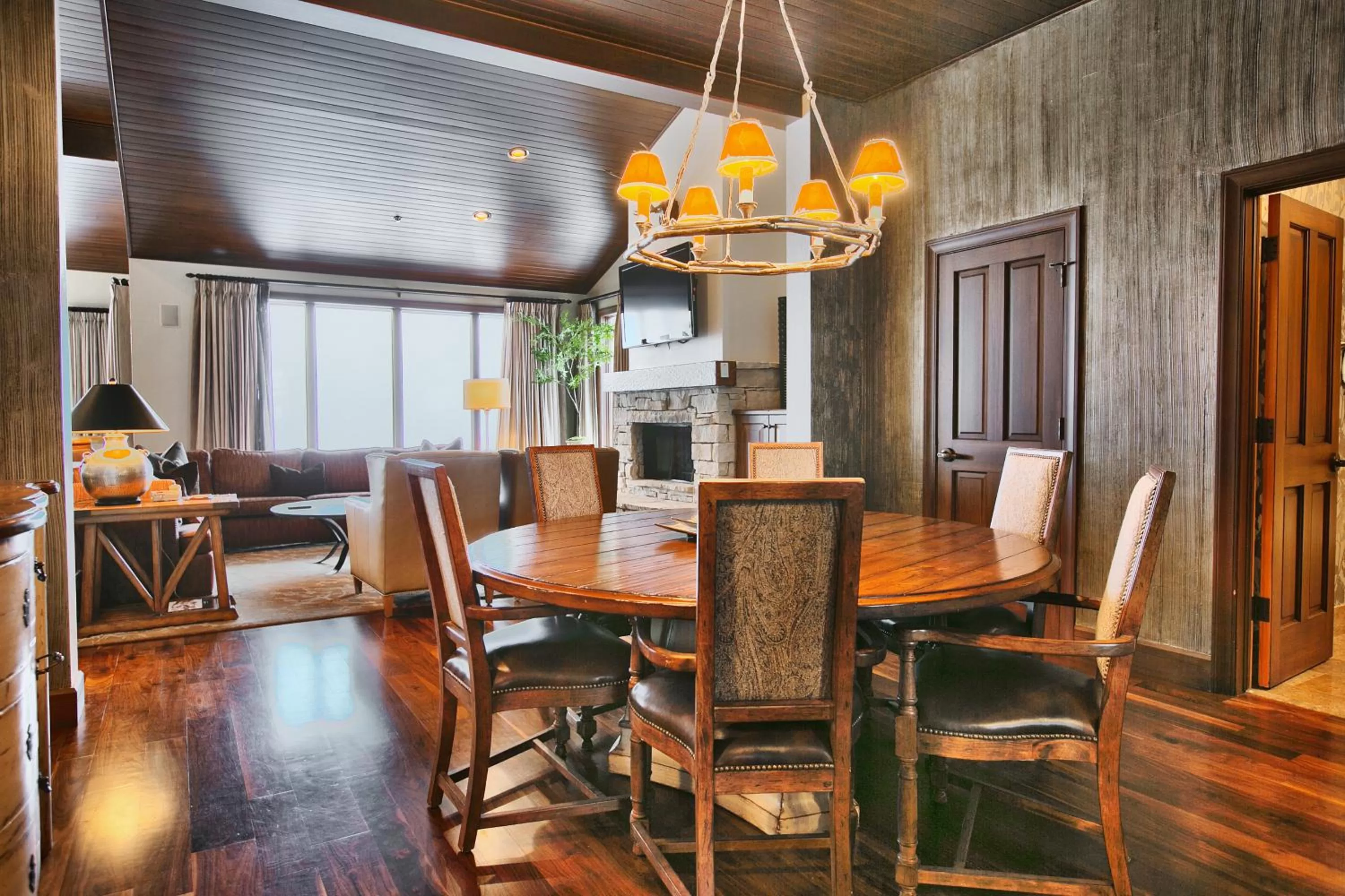Dining area in Stein Eriksen Lodge Deer Valley