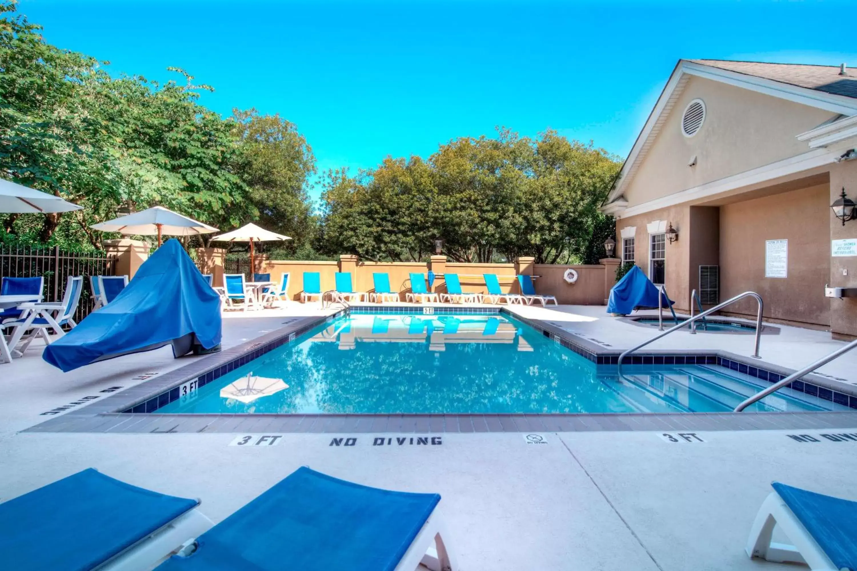 Swimming Pool in Residence Inn by Marriott Raleigh Crabtree Valley