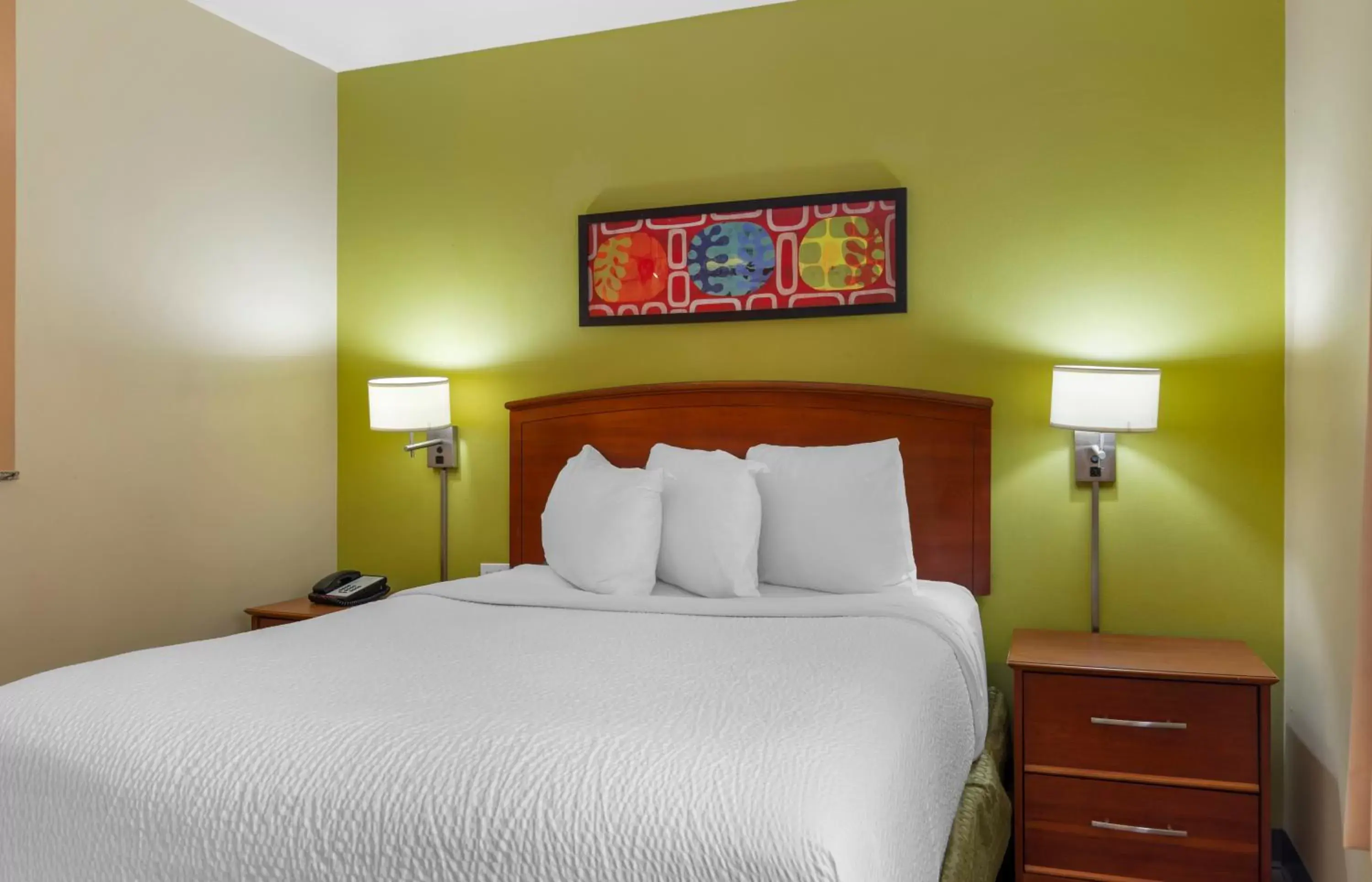 Bed in Extended Stay America Suites - Atlanta - Norcross