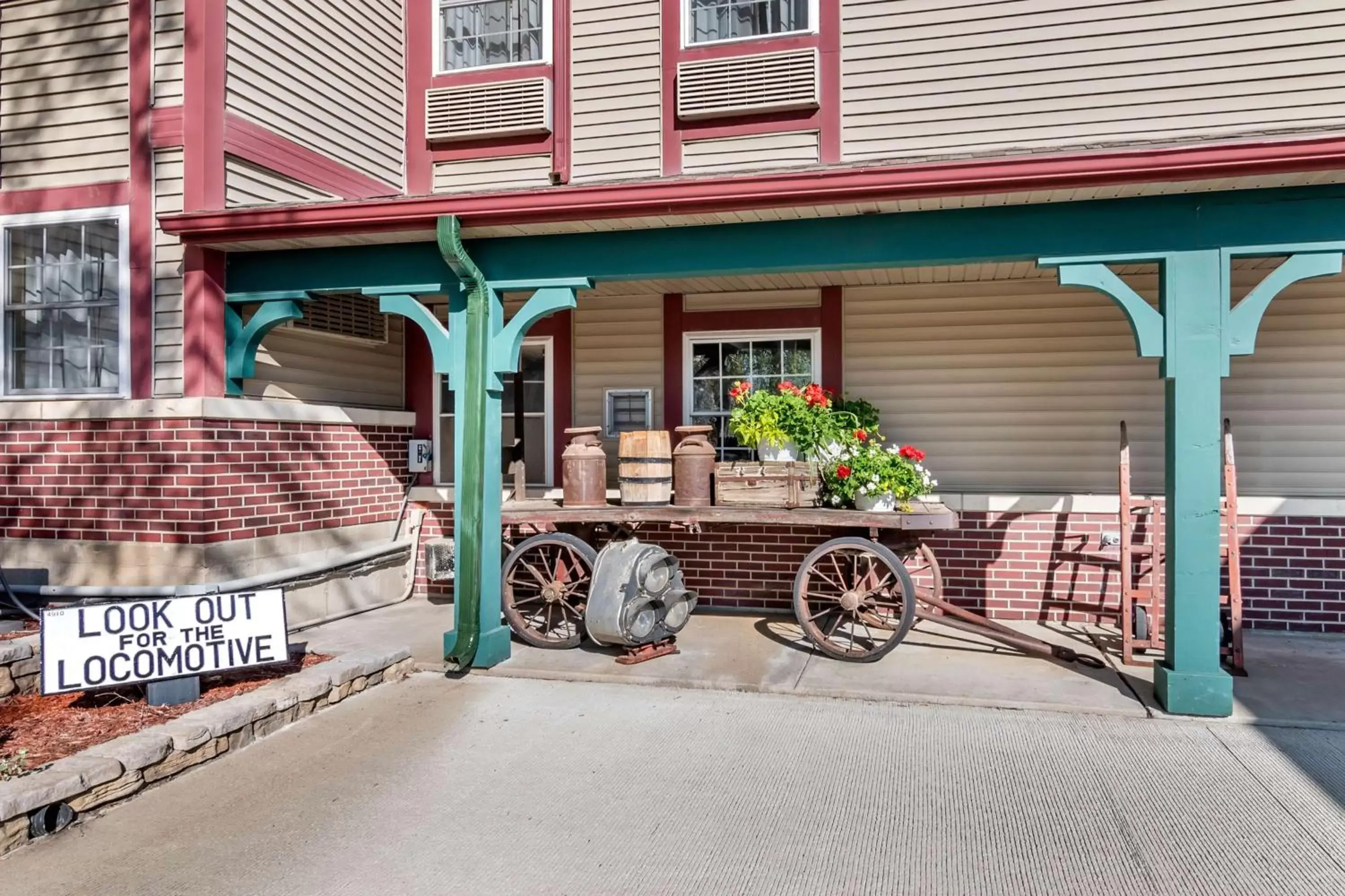 Property building in Comfort Inn Sedalia Station