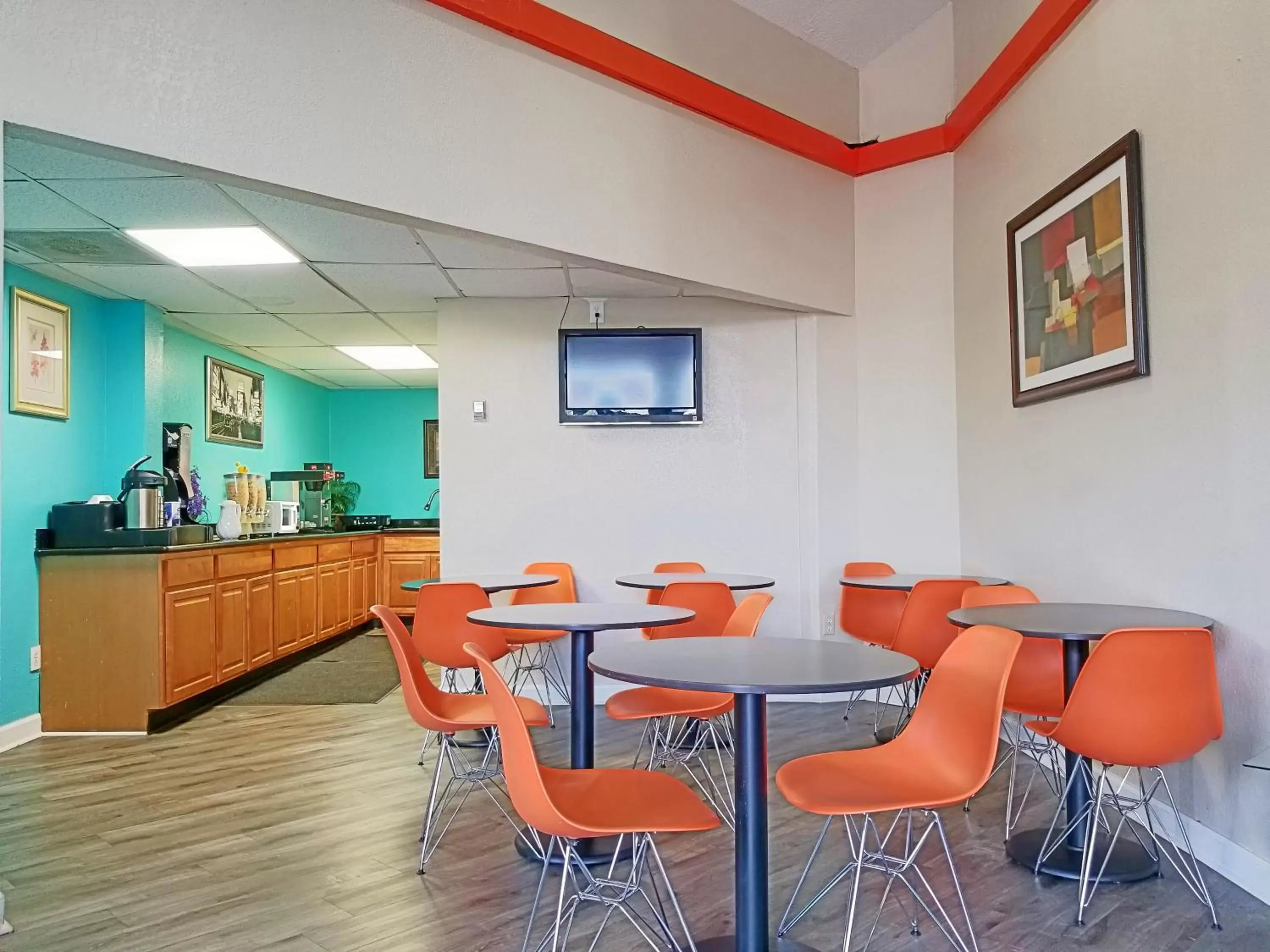 Lobby or reception, Restaurant/Places to Eat in Howard Johnson by Wyndham Houston Hobby