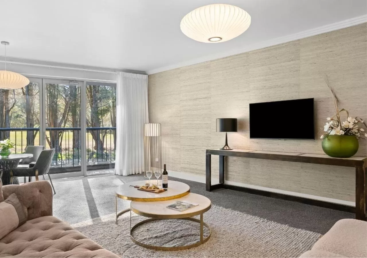 TV and multimedia in Park Proxi Gibraltar Bowral