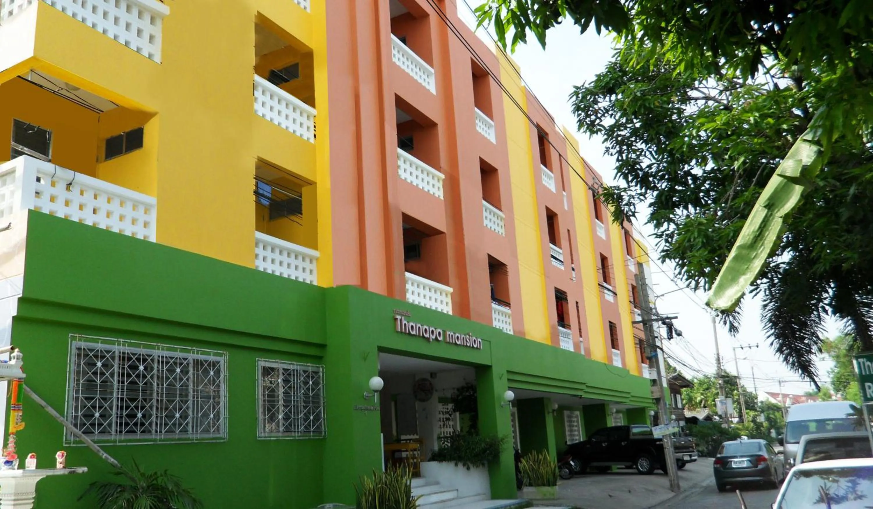 Facade/entrance, Property Building in Thanapa Mansion (Donmuang Airport)