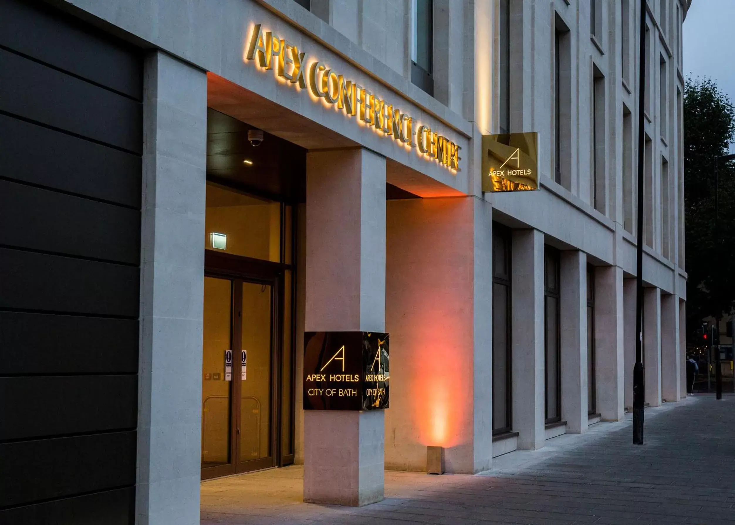 Facade/entrance in Apex City of Bath Hotel Facade/entrance in Apex City of Bath Hotel