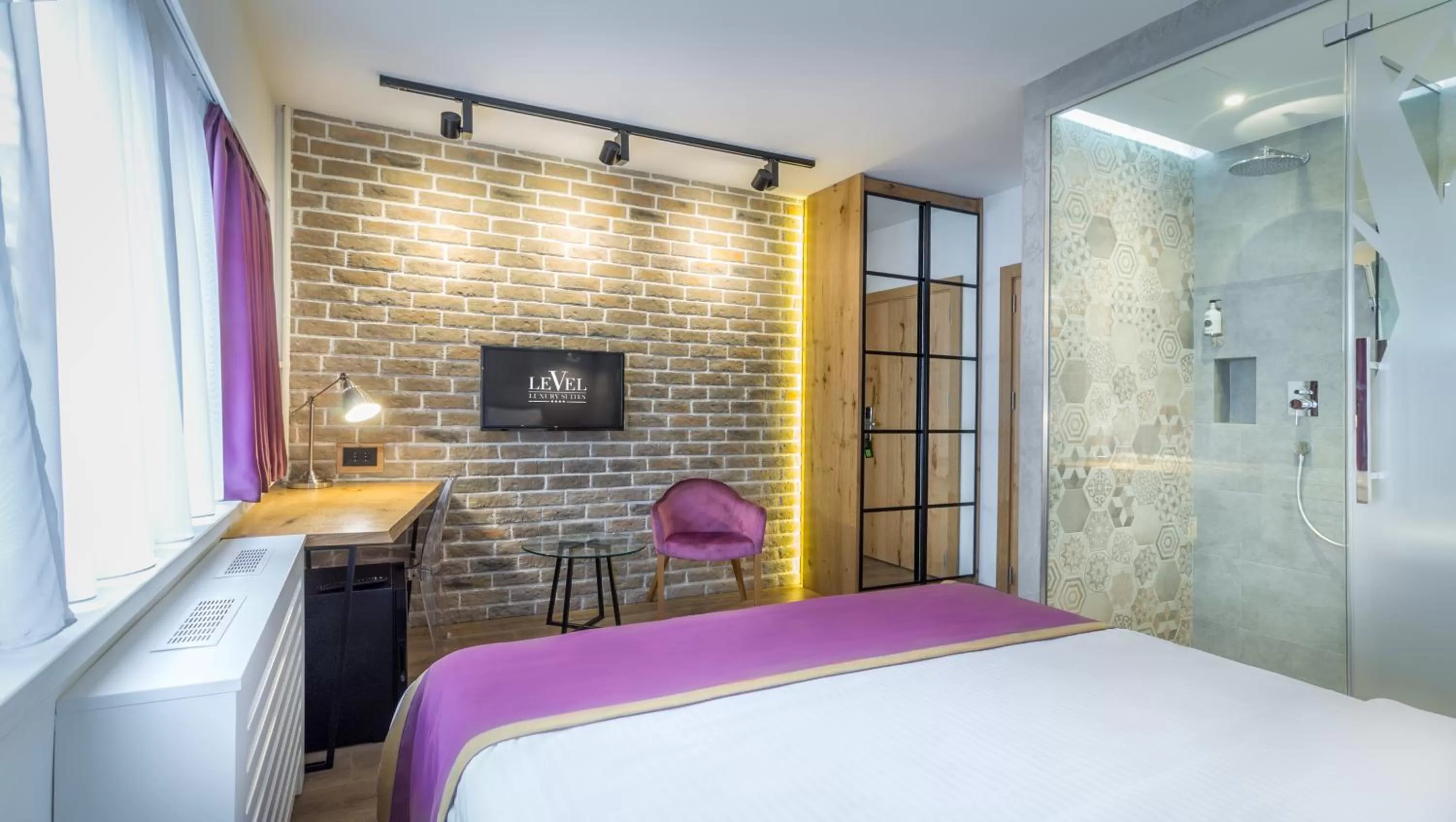 Property building, Bed in Level Luxury Suites