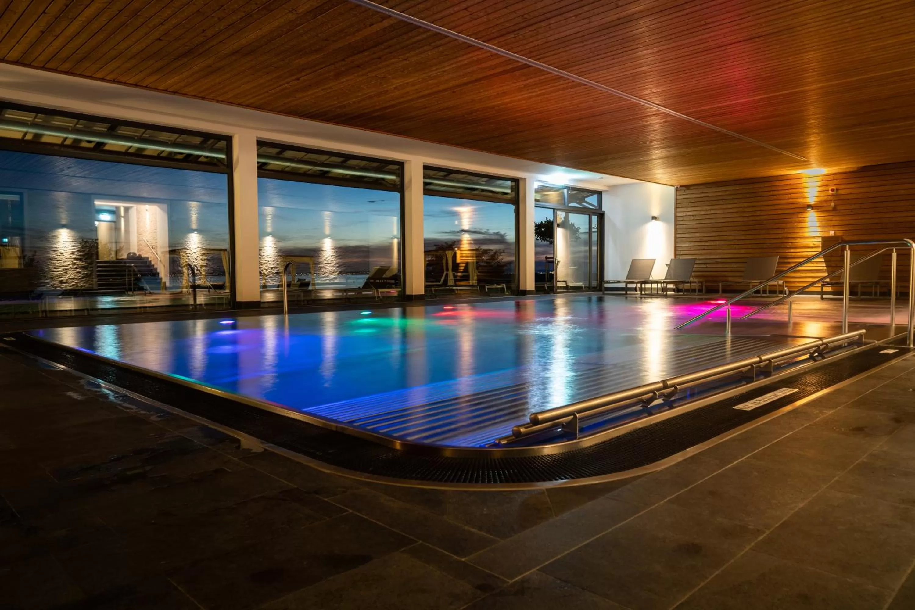 Swimming pool in Bodensee-Hotel Sonnenhof