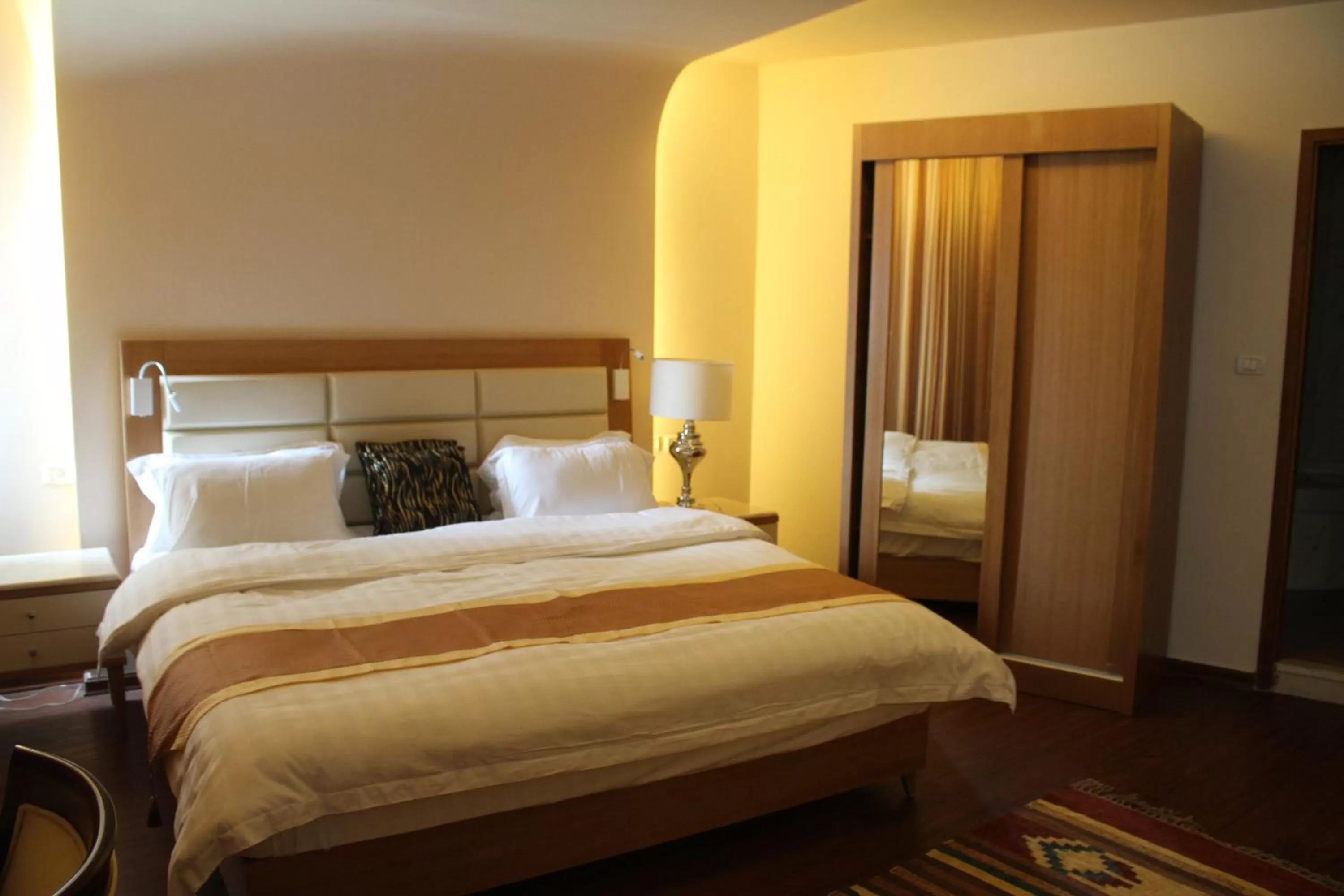 Bedroom, Bed in Saleem Afandi Hotel