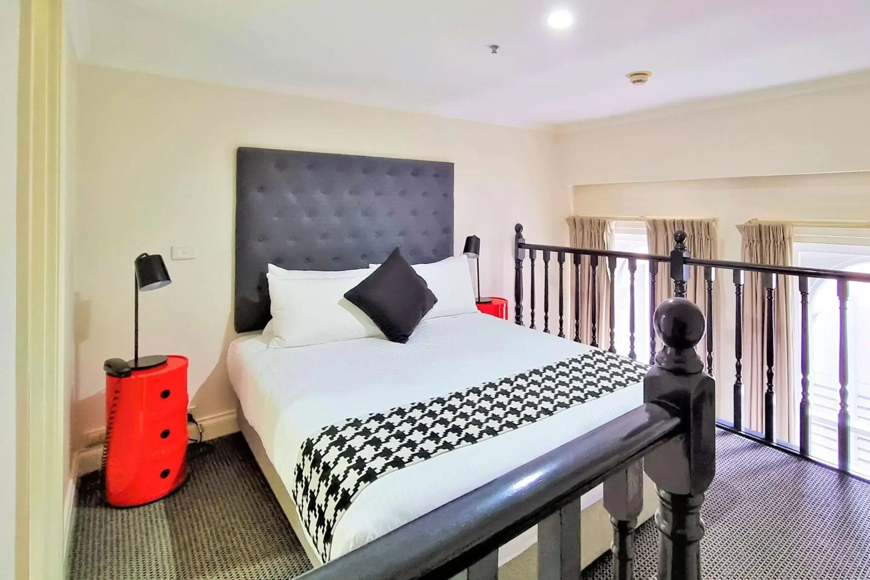 Bedroom, Bed in Quality Apartments Melbourne Central