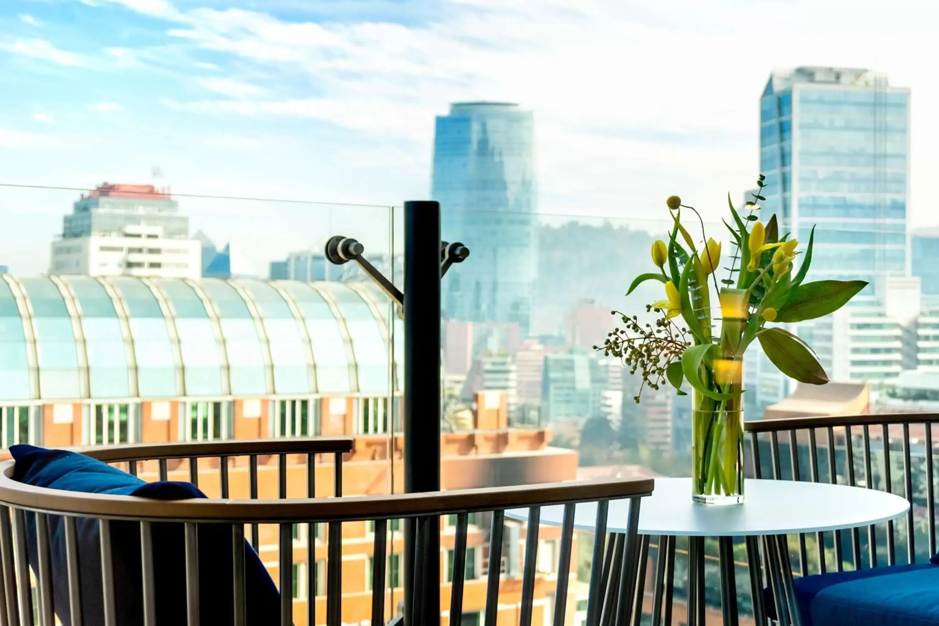 Photo of the whole room, Balcony/Terrace in Hyatt Centric Las Condes Santiago