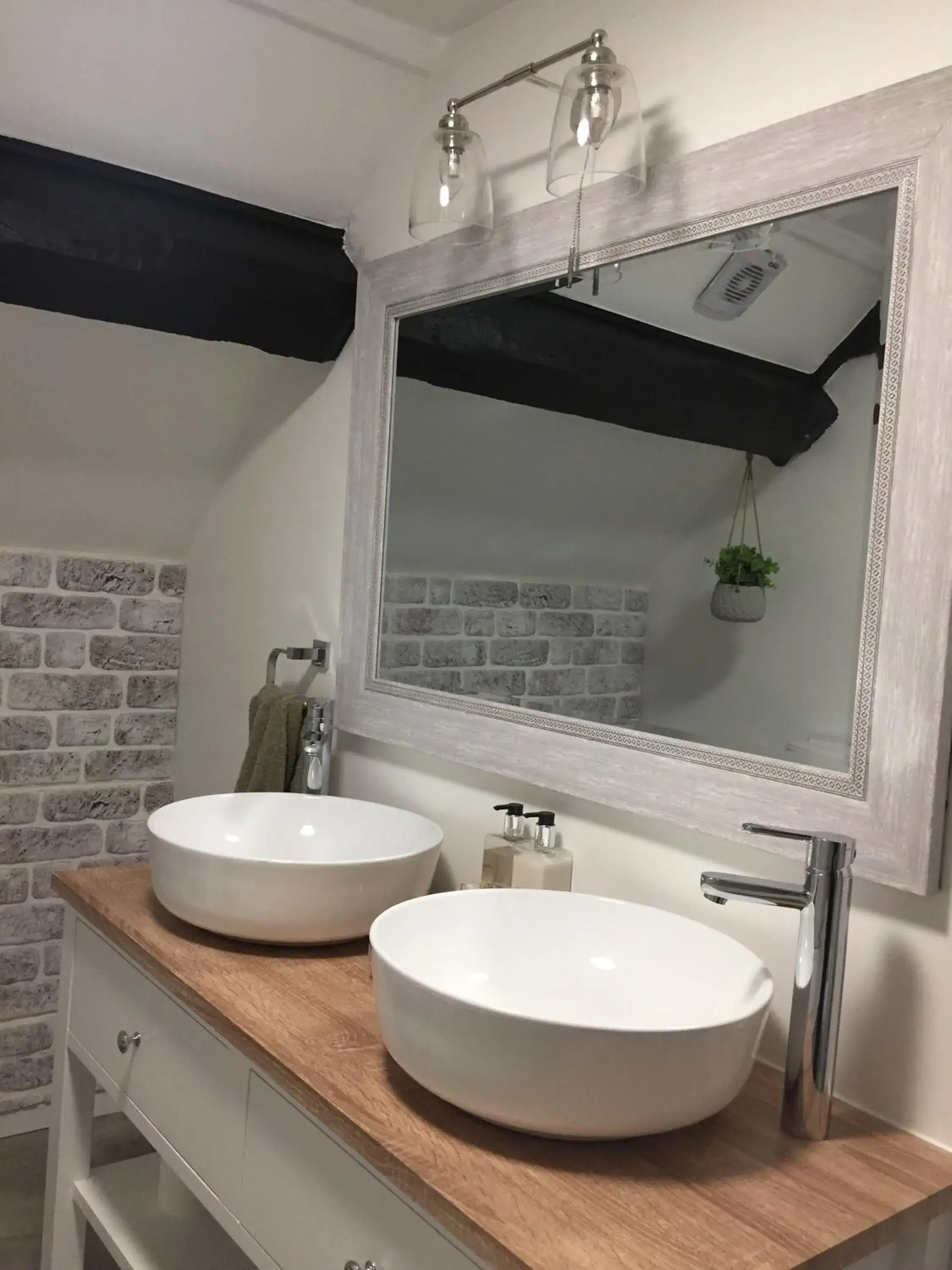Bathroom in Castle Lodge