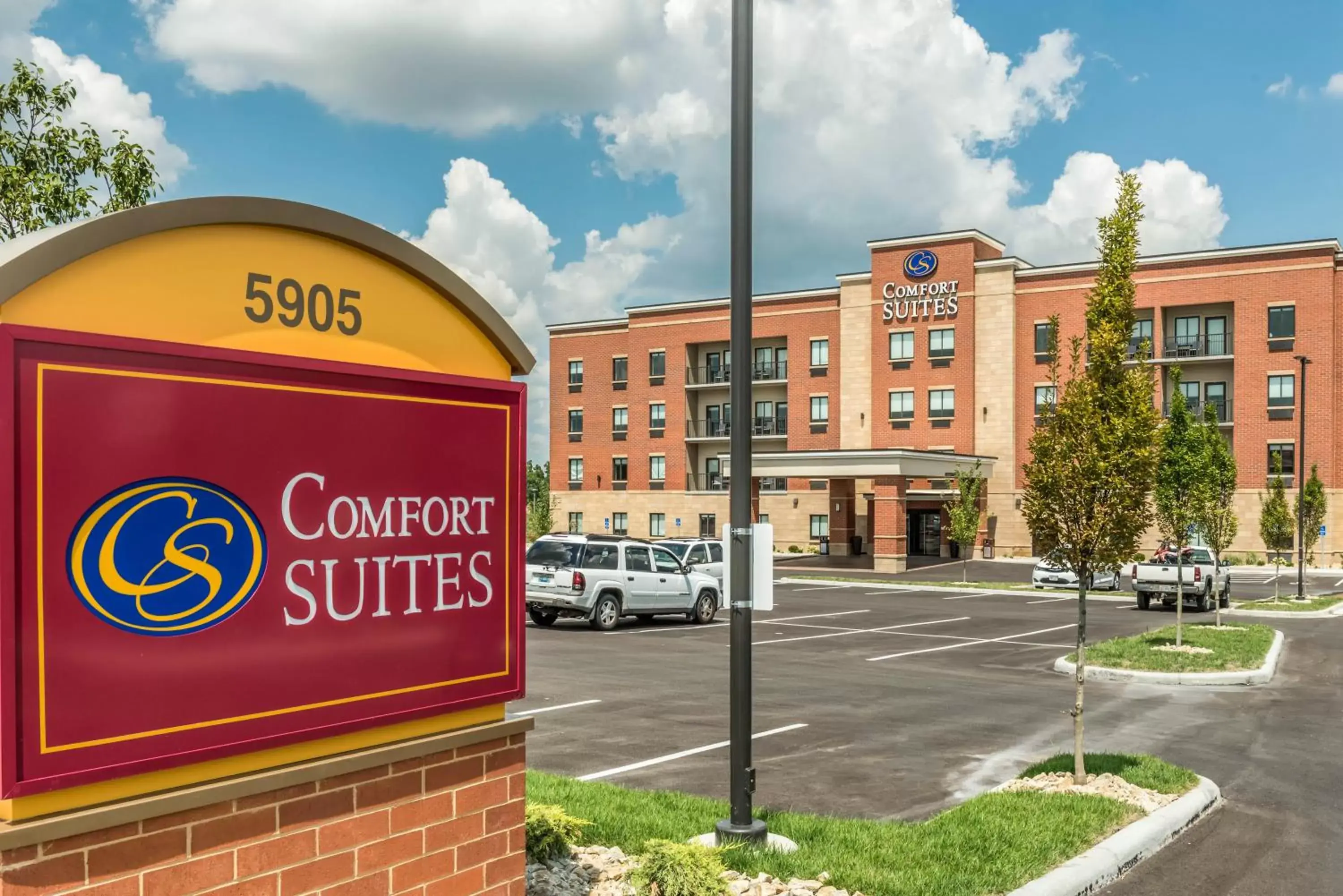 Facade/entrance, Property Building in Comfort Suites Florence - Cincinnati South