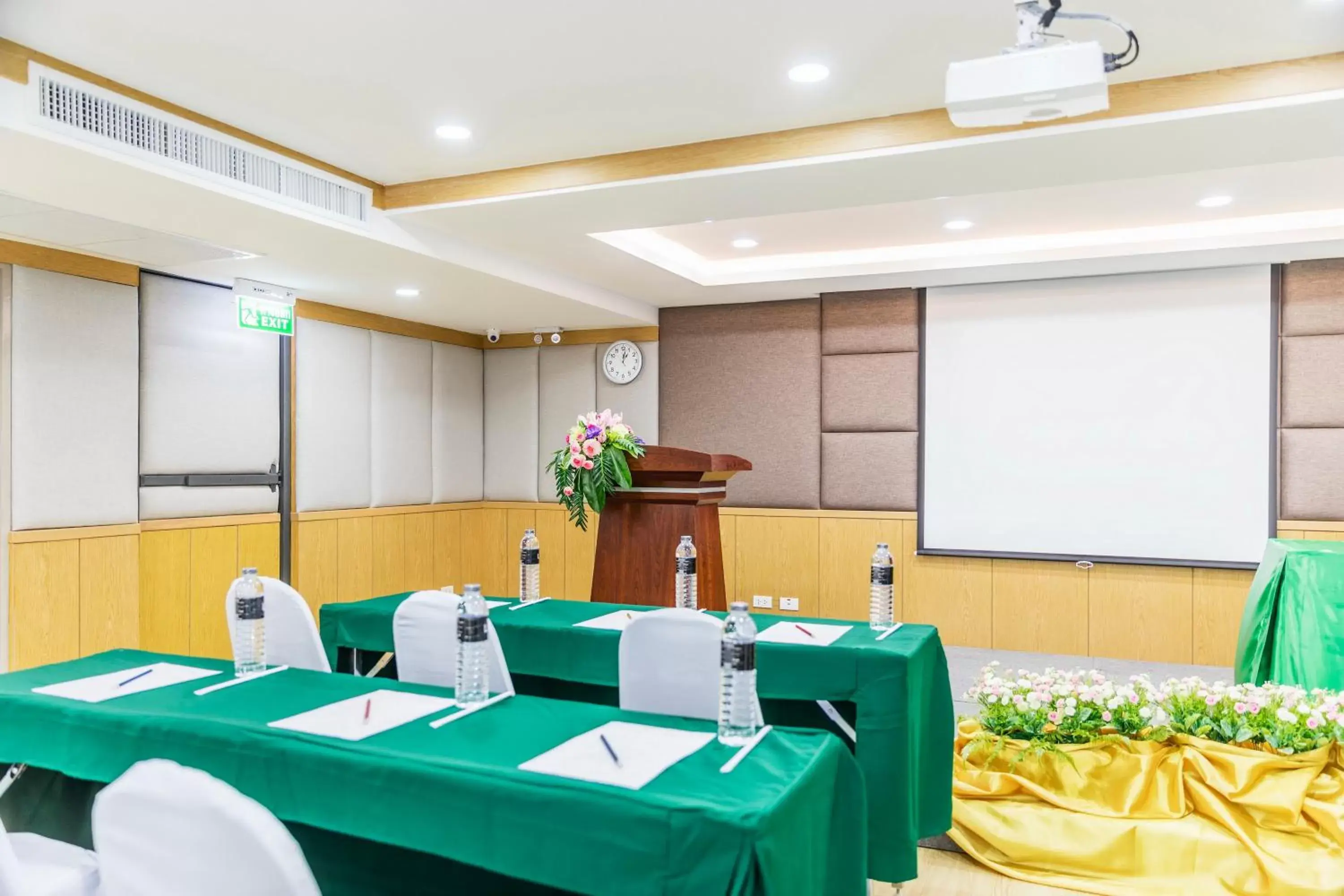 Meeting/conference room, Business Area/Conference Room in Livotel Hotel Hua Mak Bangkok