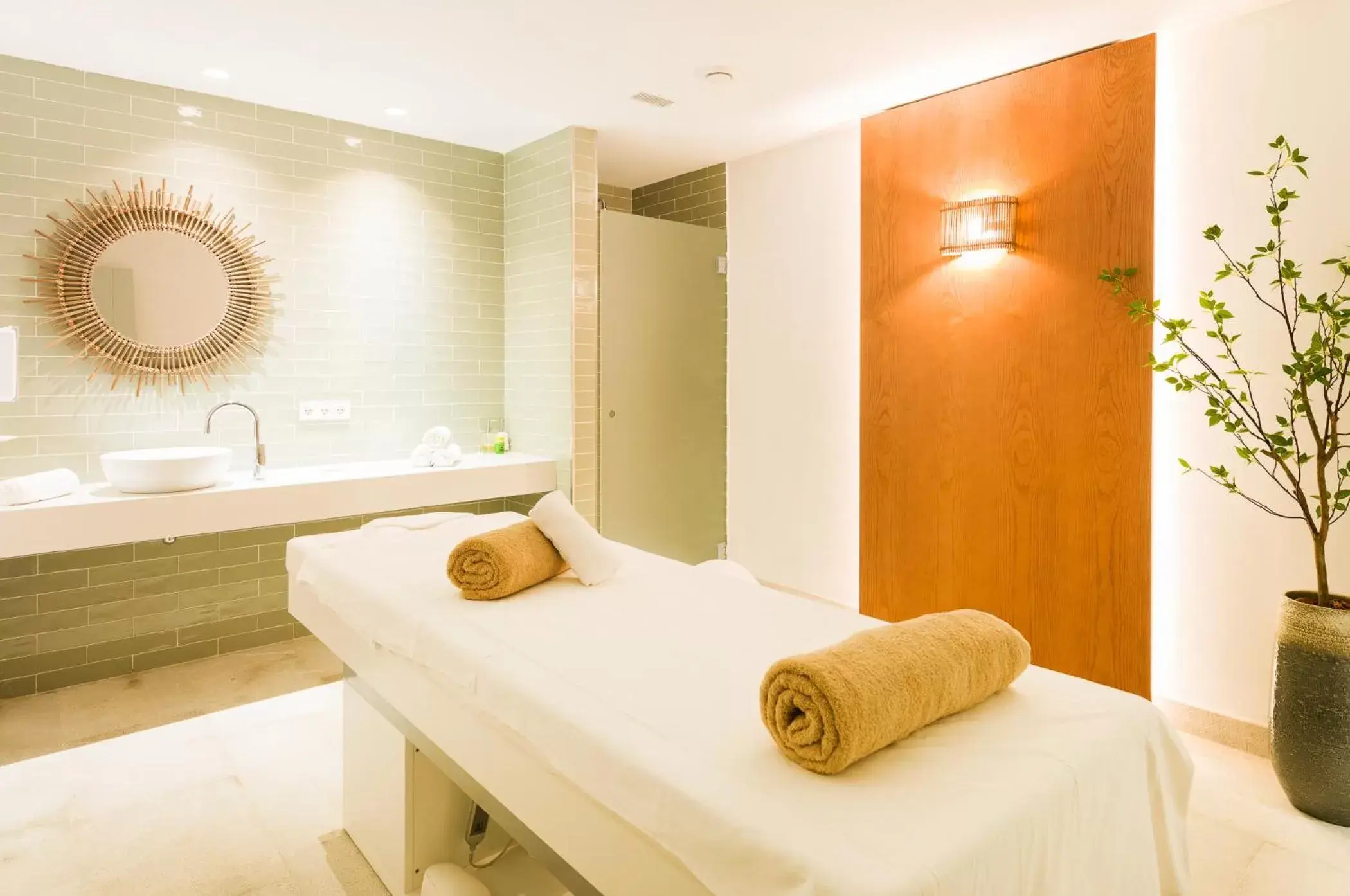 Massage, Spa/Wellness in Club del Sol Aparthotel