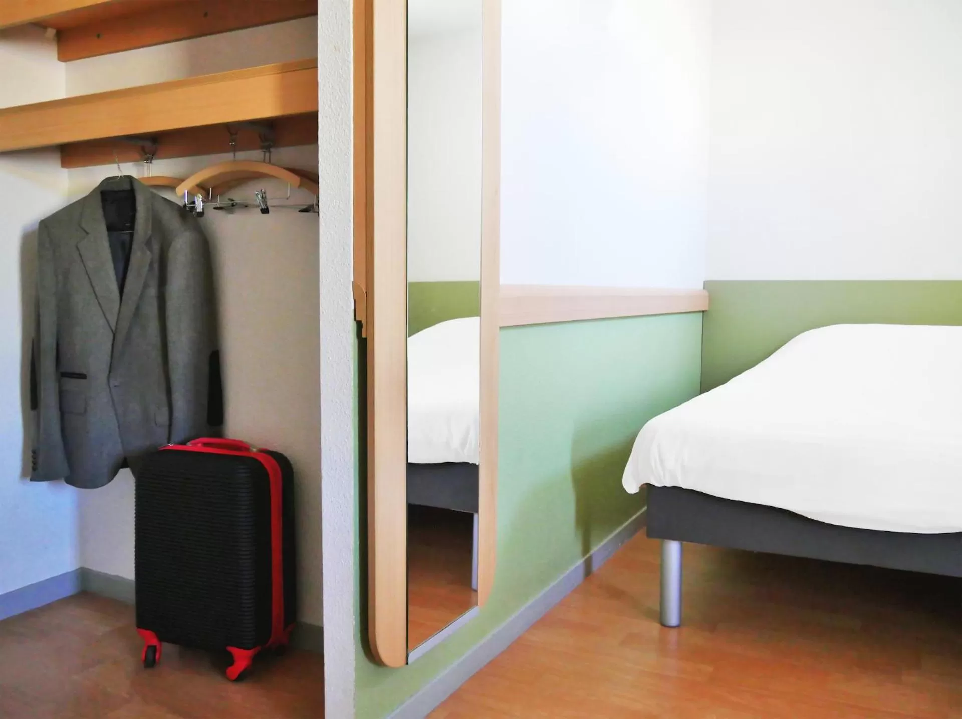 Bed in ibis budget Lisieux
