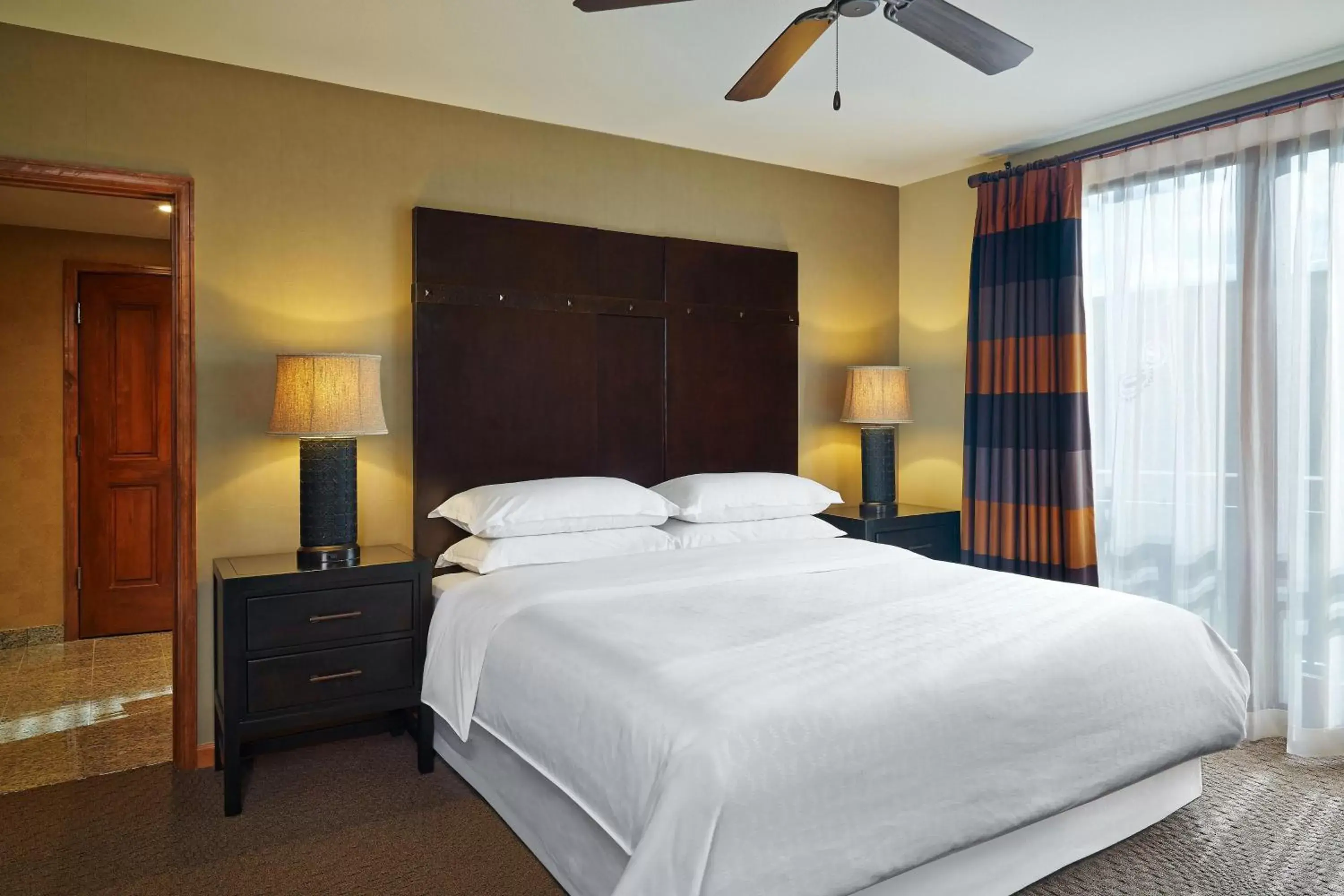 Bedroom, Bed in Sheraton Steamboat Resort Villas
