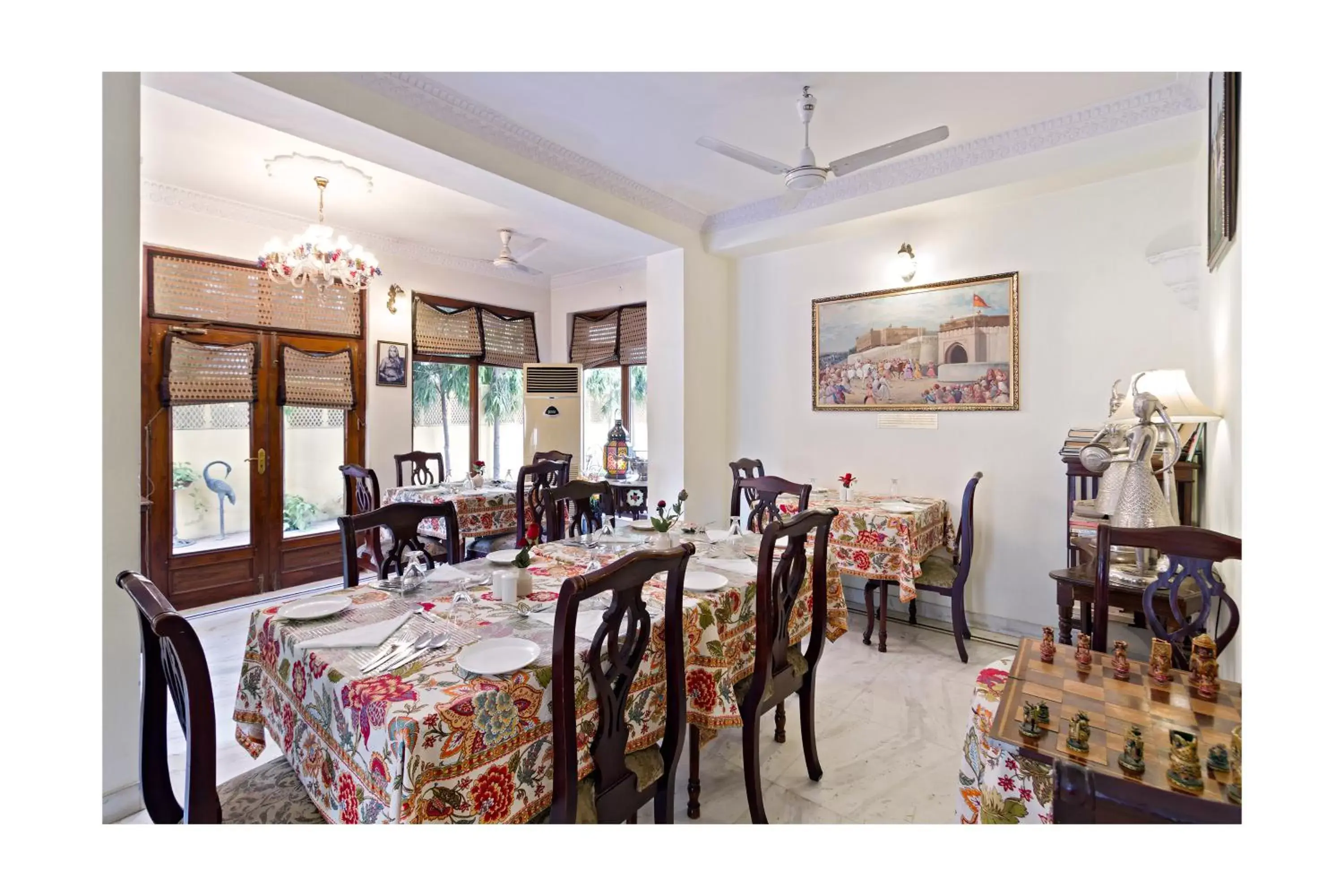 Restaurant/Places to Eat in Dera Rawatsar - Heritage Hotel