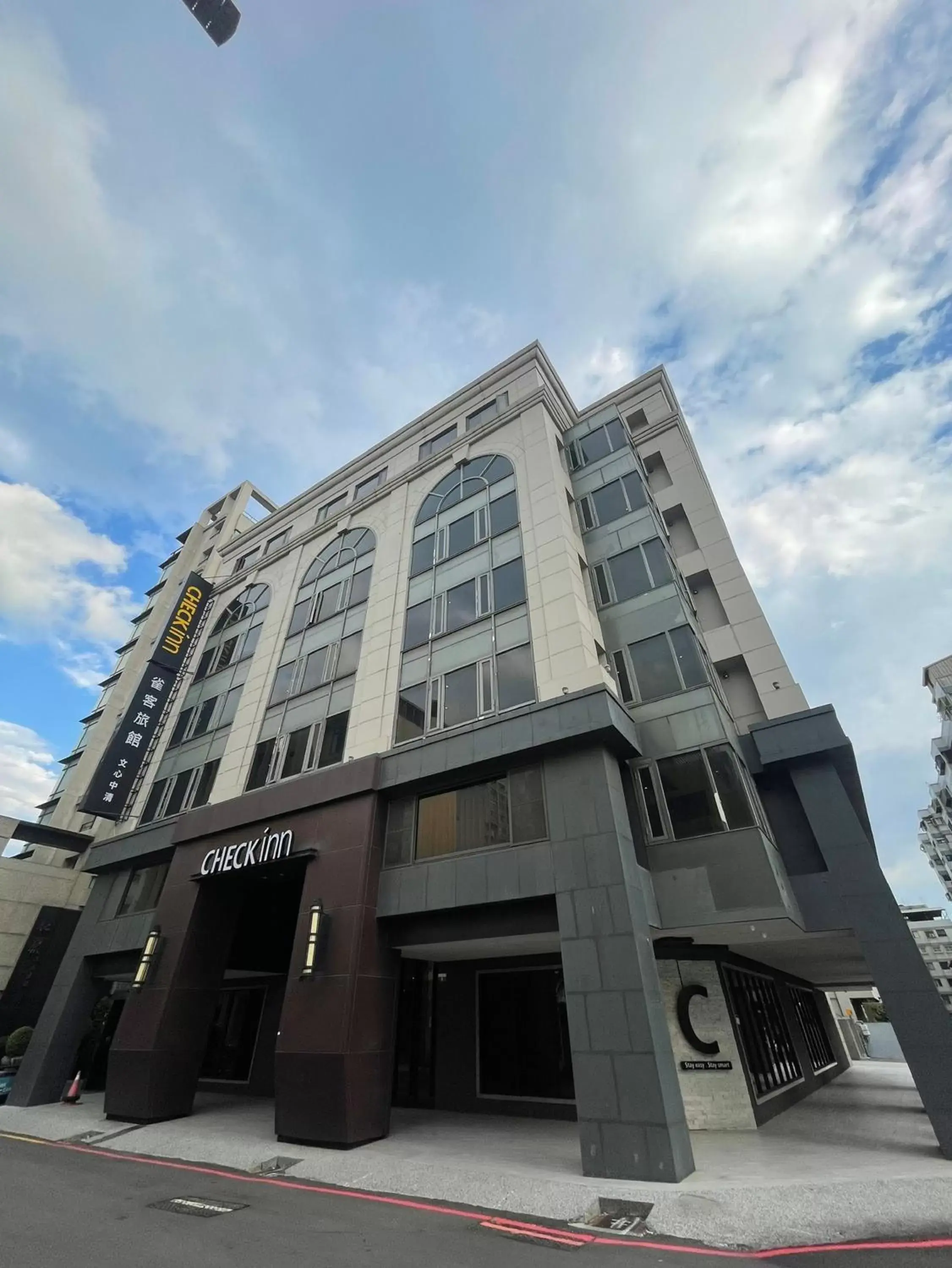 Property Building in CHECK inn Taichung Wenxin Zhongqing