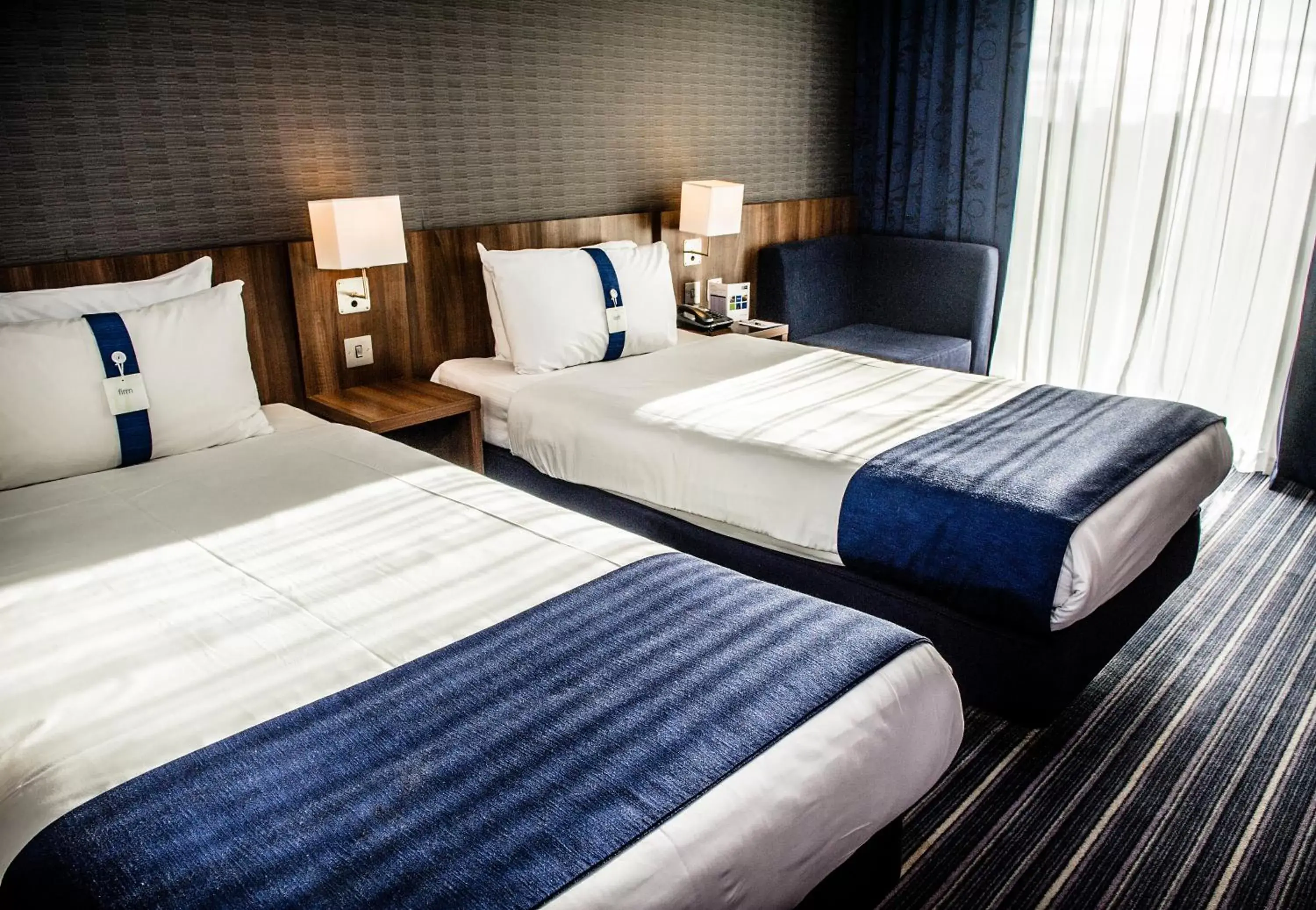 Photo of the whole room, Bed in Holiday Inn Express Manchester City Centre, an IHG Hotel