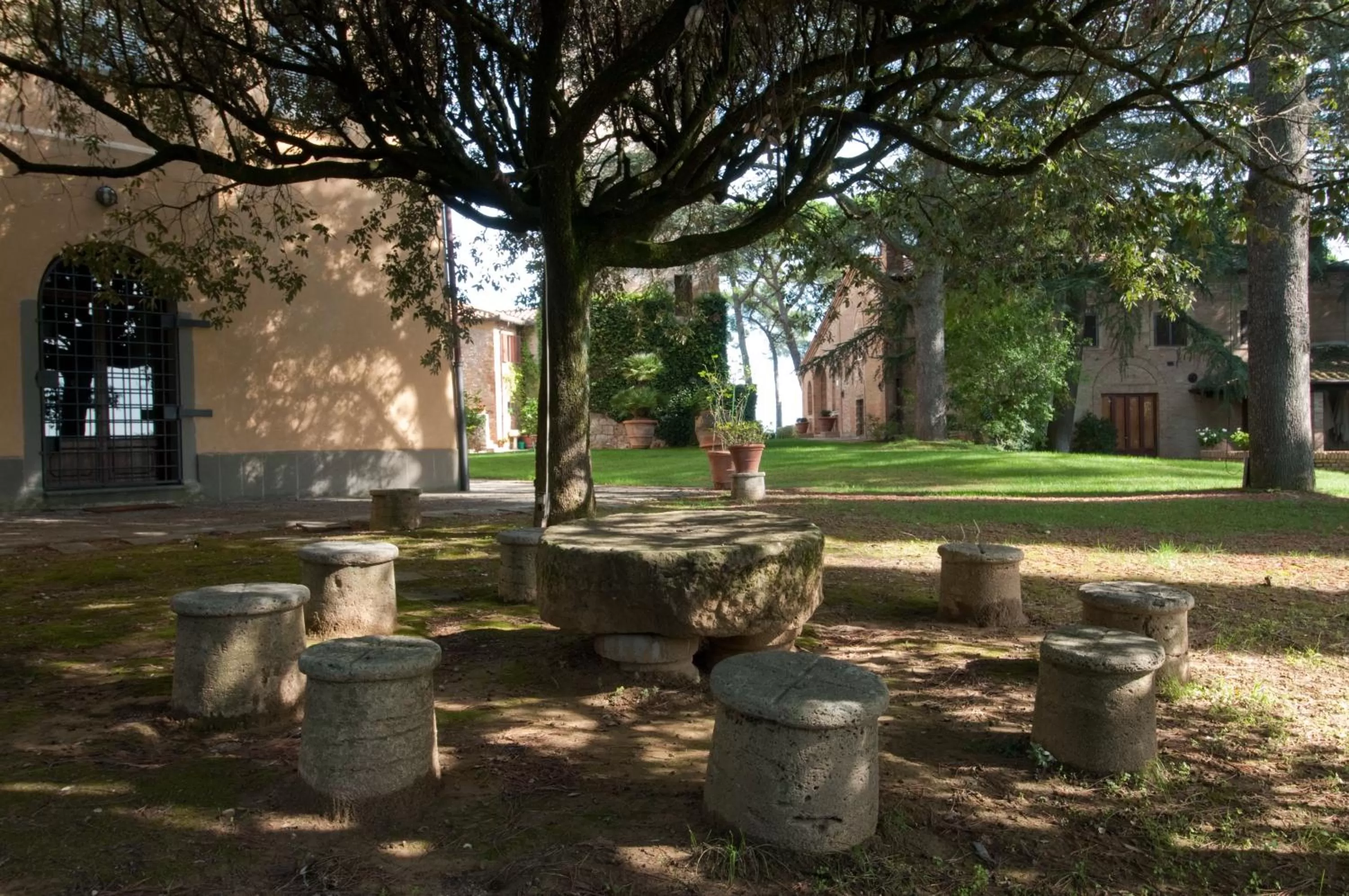 Property building in Borgo La Torre alle Tolfe