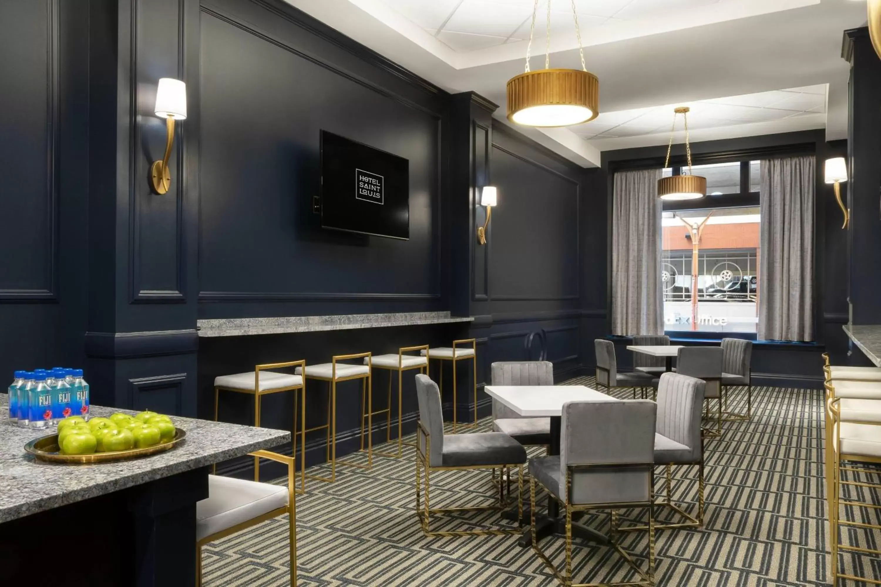 Lounge or bar, Restaurant/Places to Eat in Hotel Saint Louis, Autograph Collection