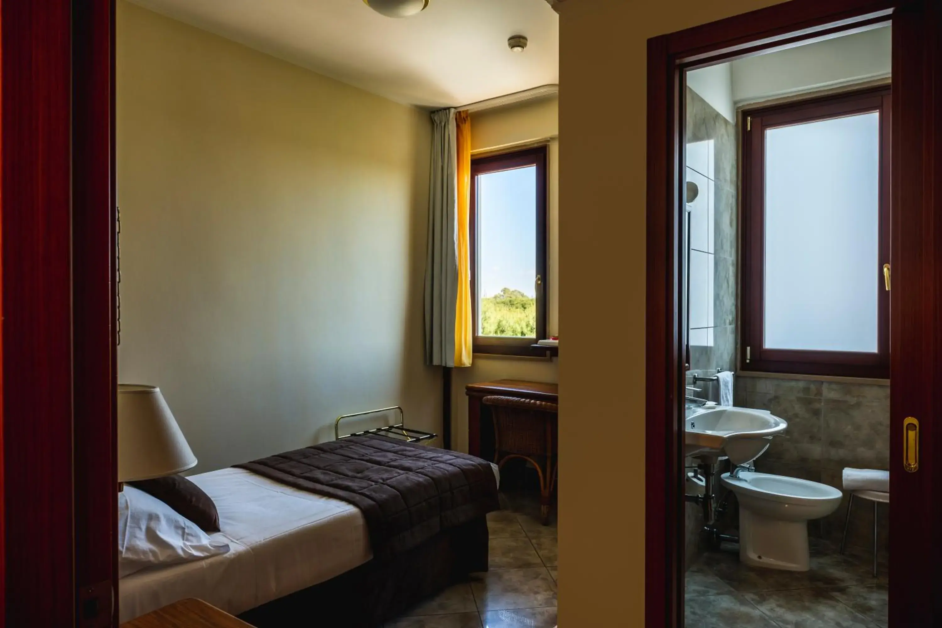 Photo of the whole room, Bathroom in Hotel Ara Solis