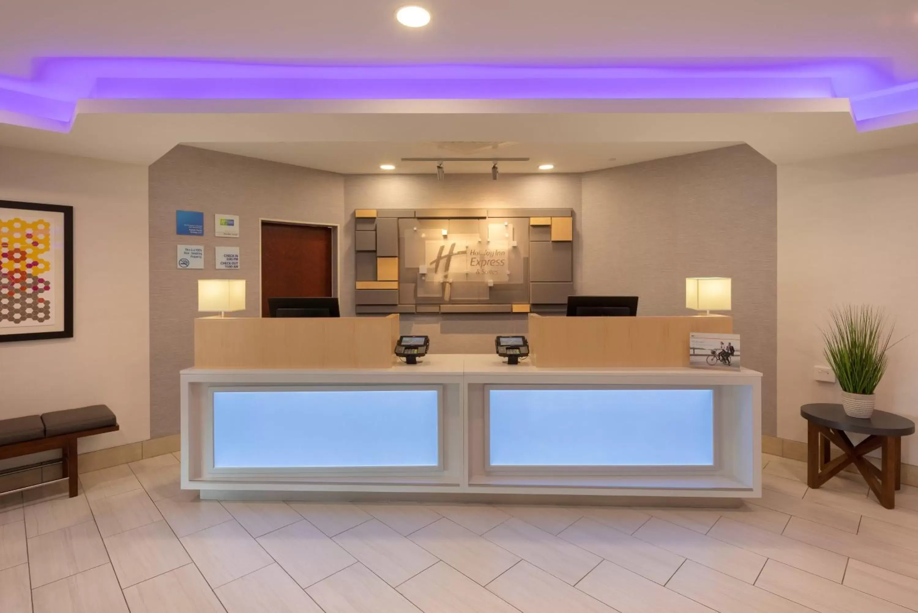 Lobby or reception, Lobby/Reception in Holiday Inn Express & Suites Bradley Airport, an IHG Hotel