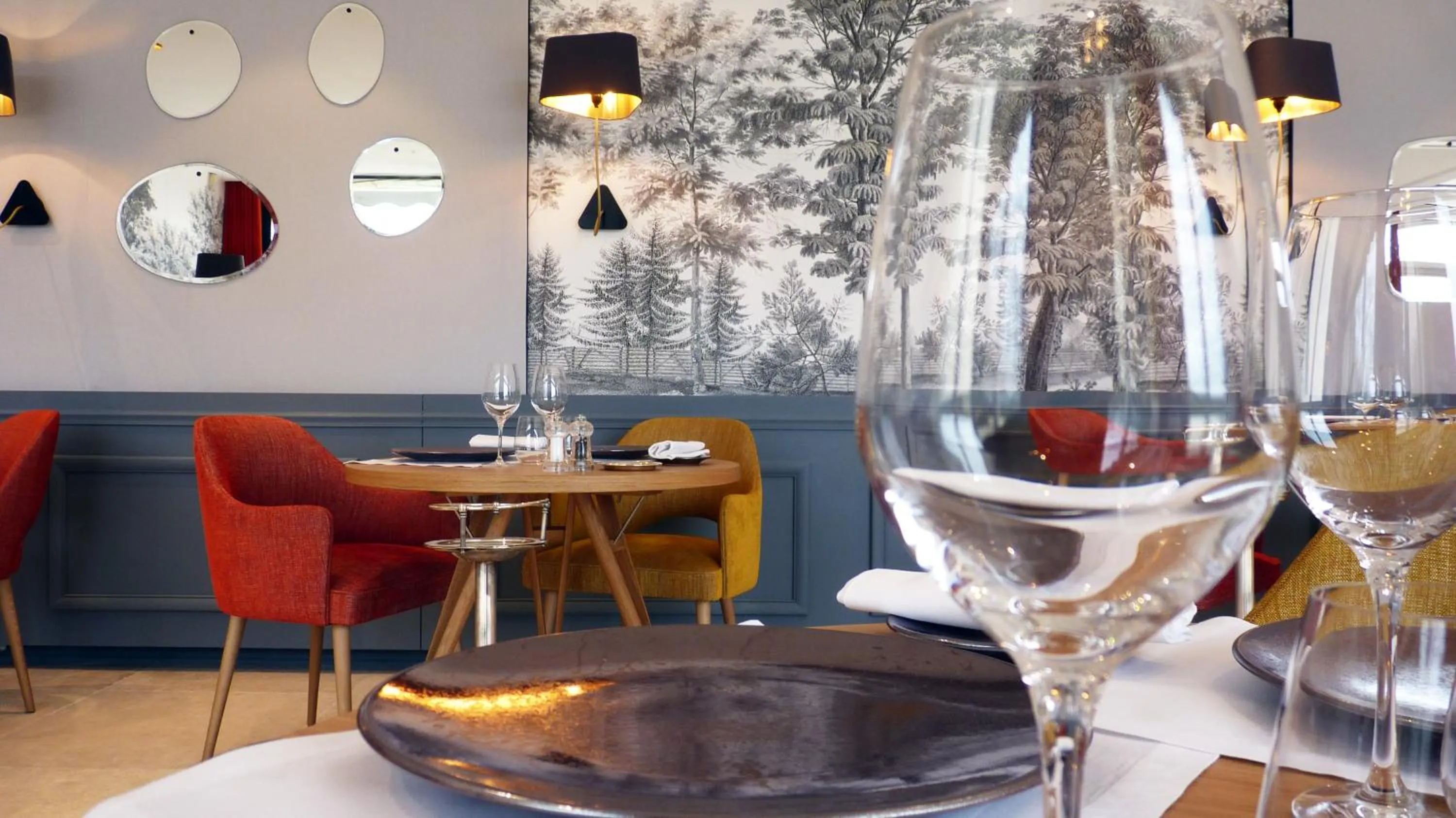 Restaurant/places to eat in Domaine de la Tortinière