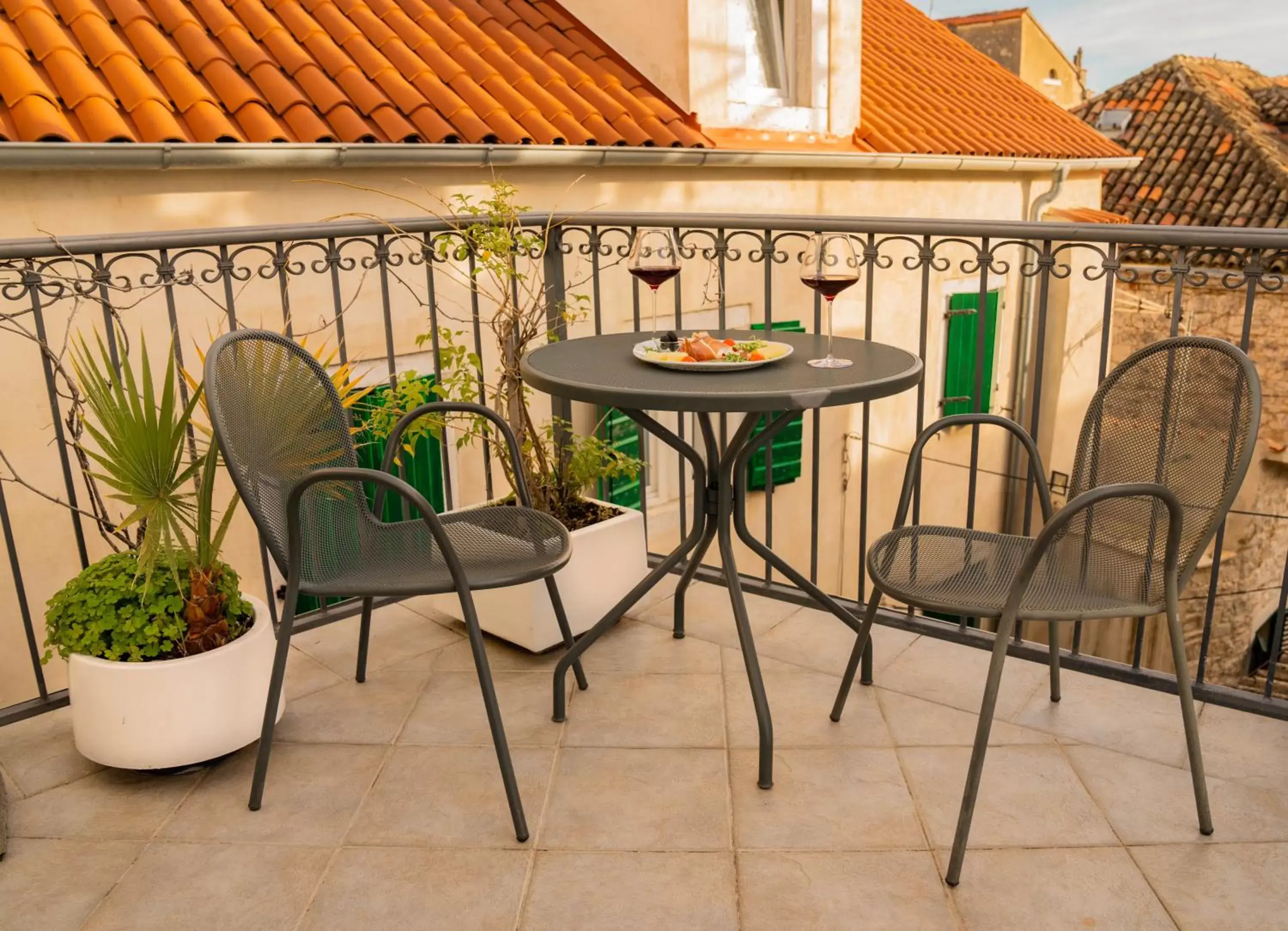 Patio, Balcony/Terrace in Slavija Culture Heritage Hotel