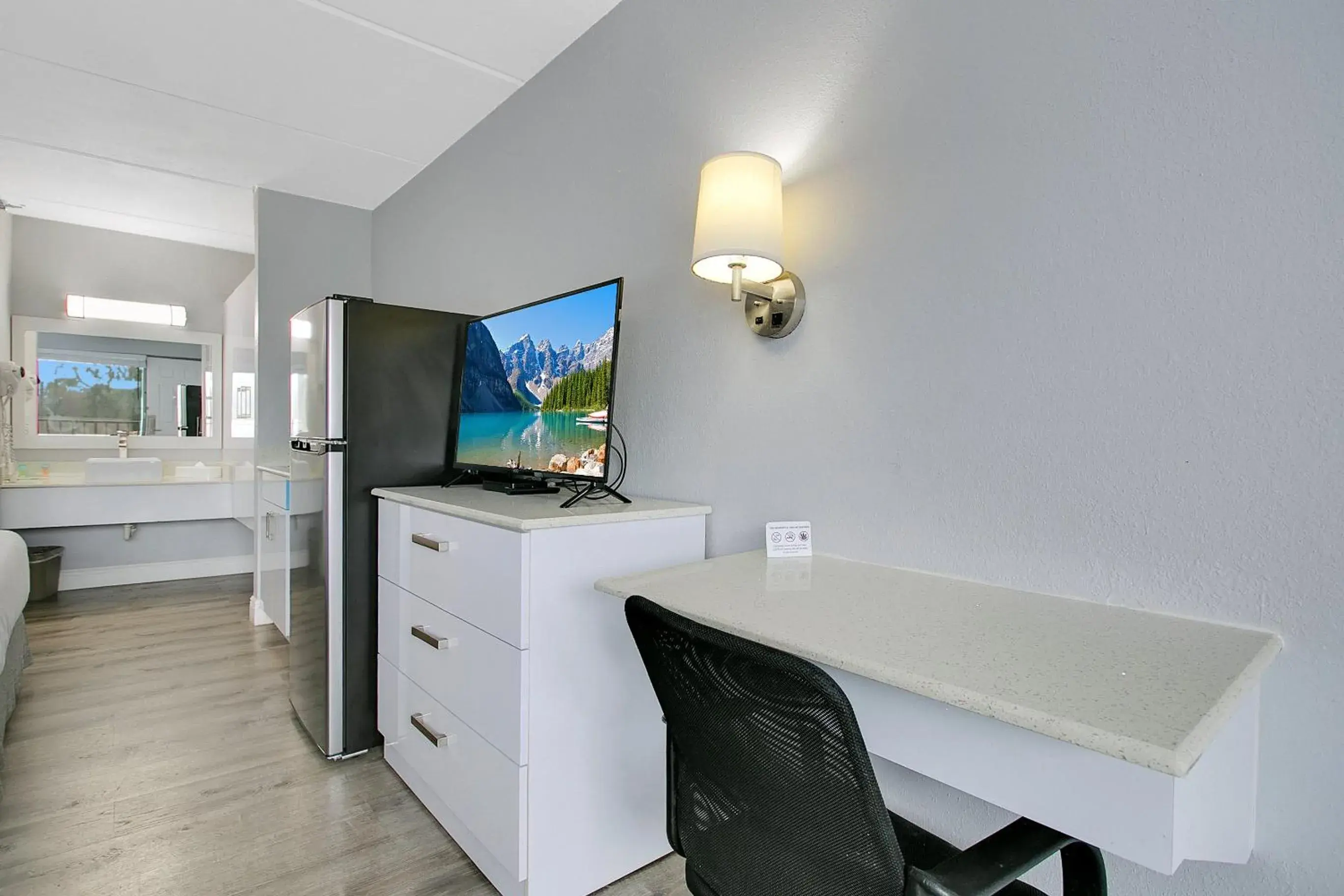 TV and multimedia, TV/Entertainment Center in Vivo Living Kissimmee West