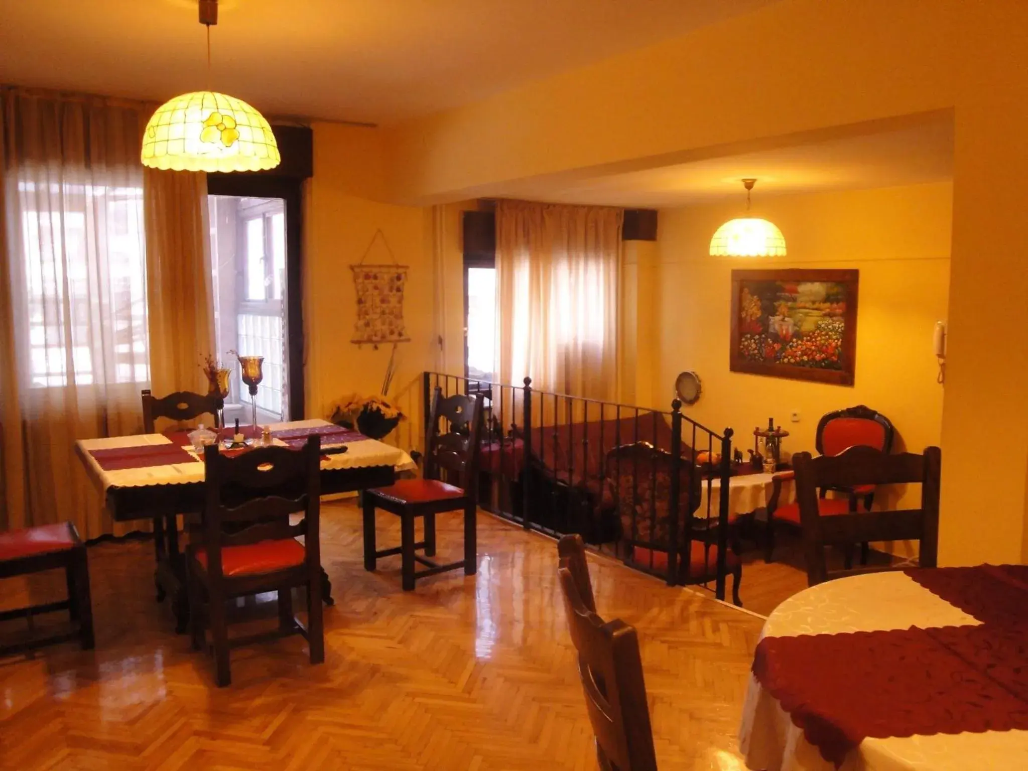Restaurant/Places to Eat in Hotel Kapistec Skopje