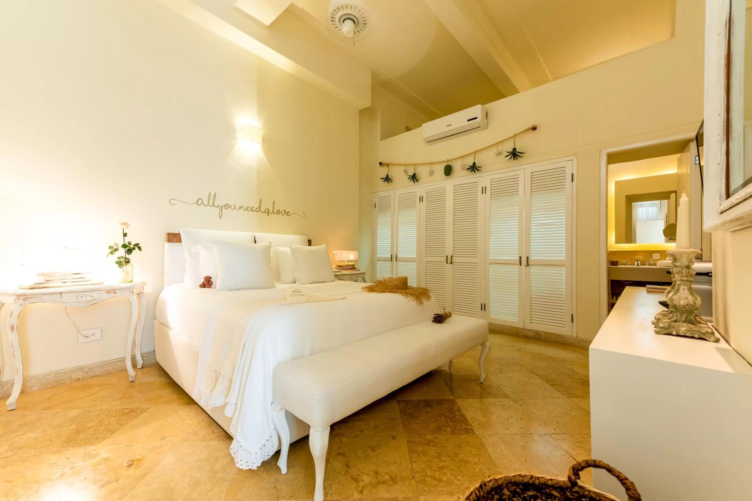Bed in Casa Diluca Cartagena Hotel Boutique