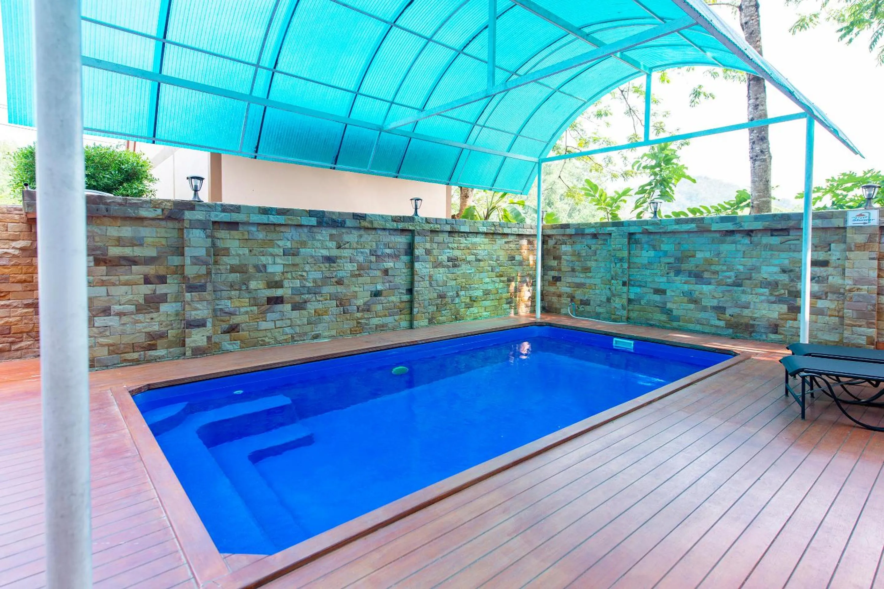 Swimming pool in Naiyang Place - Phuket Airport