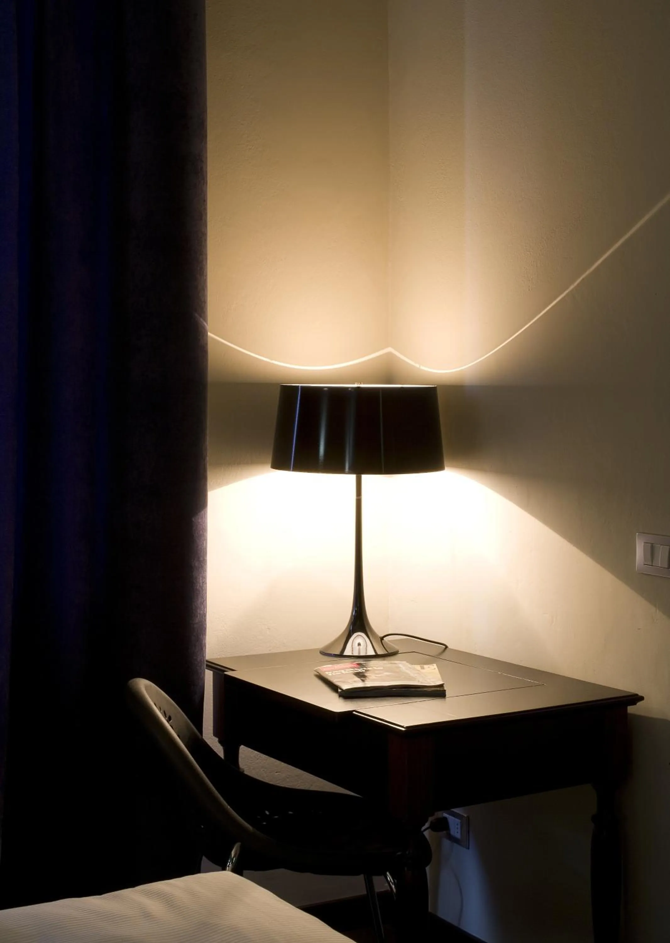 Bedroom in Hotel Universo - WTB Hotels