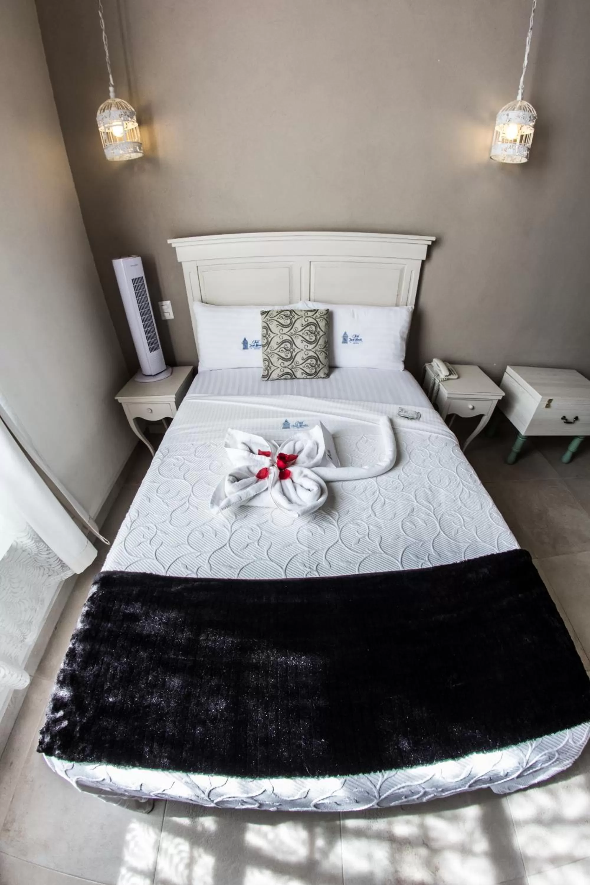 Photo of the whole room, Bed in Casa Jose Maria